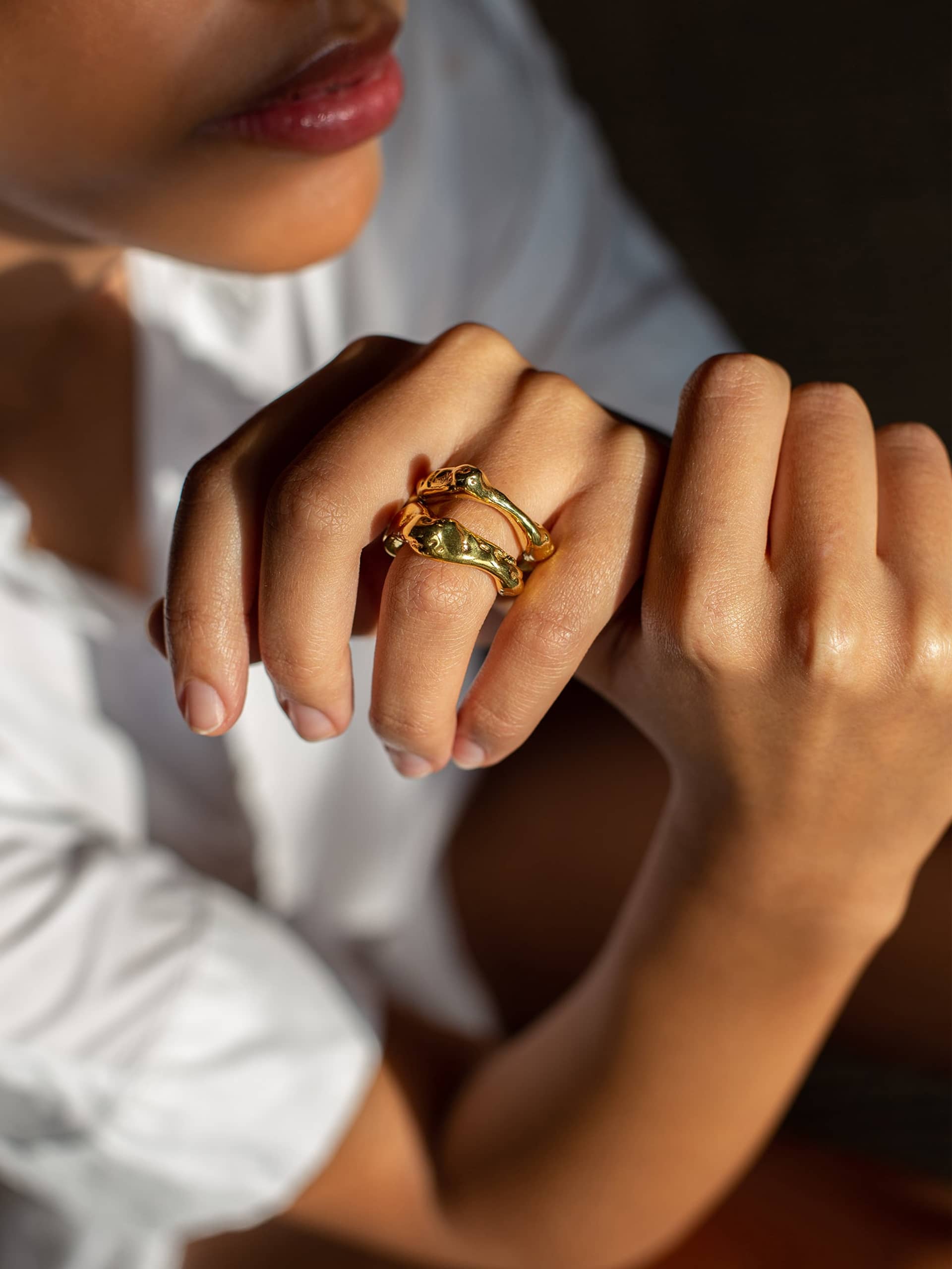 Talisman Flow Ring Gold in Gold made by Eva Remenyi