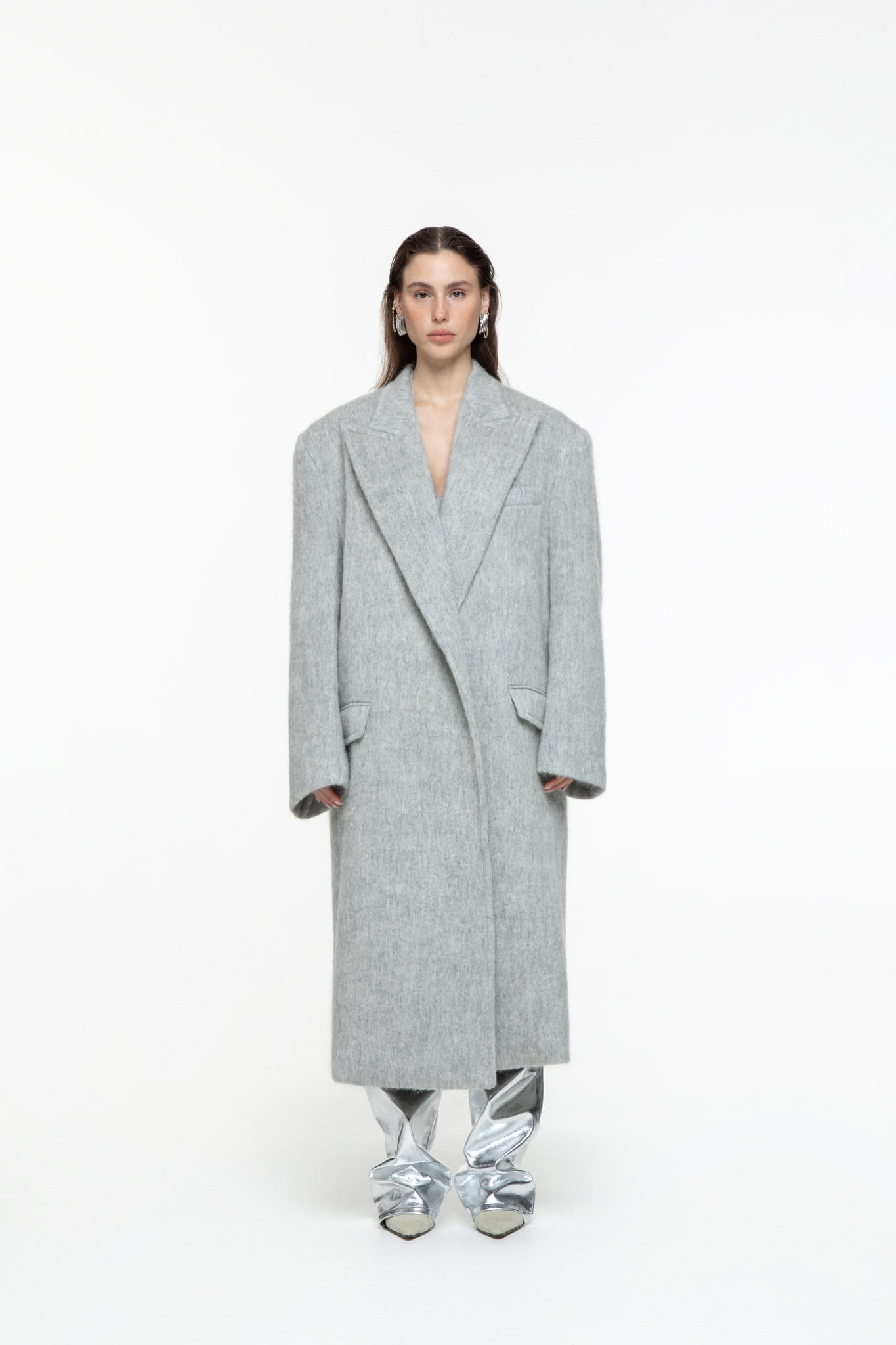 Oversized wool coat in Grey made by AFTERHOURS