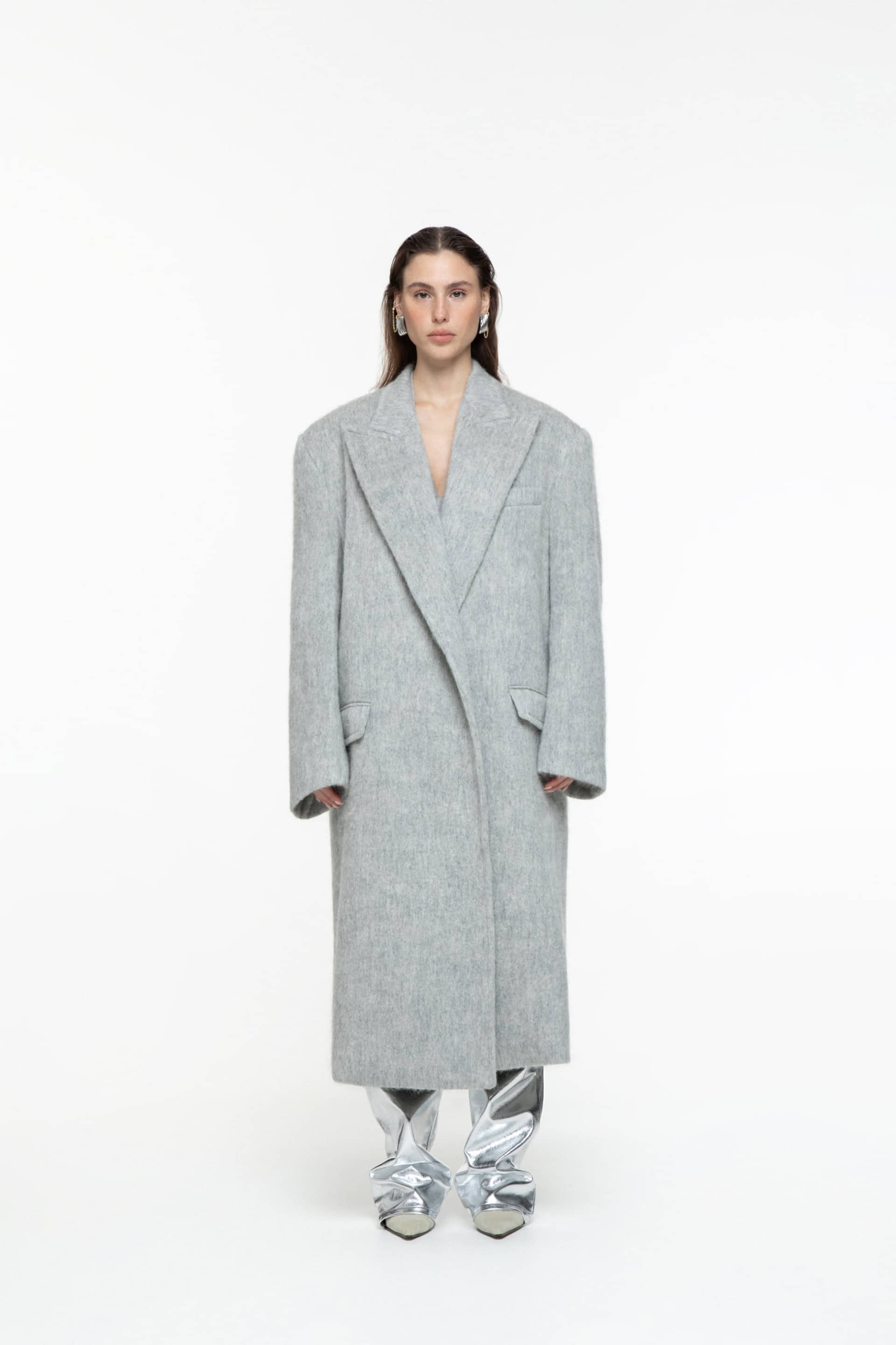 Oversized wool coat in Grey made by AFTERHOURS
