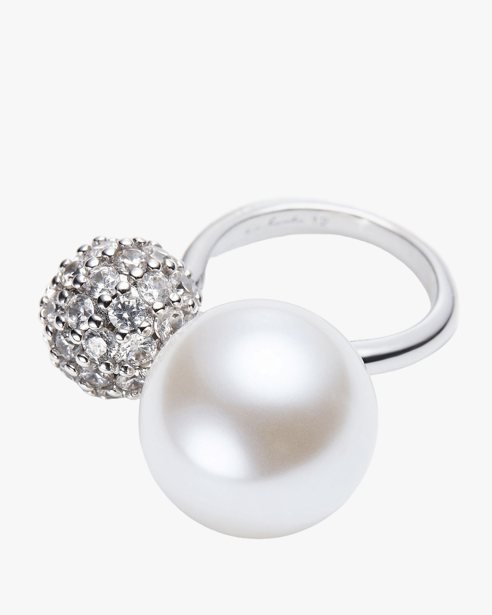 Evie Pearl Ring made by Nana Jacqueline