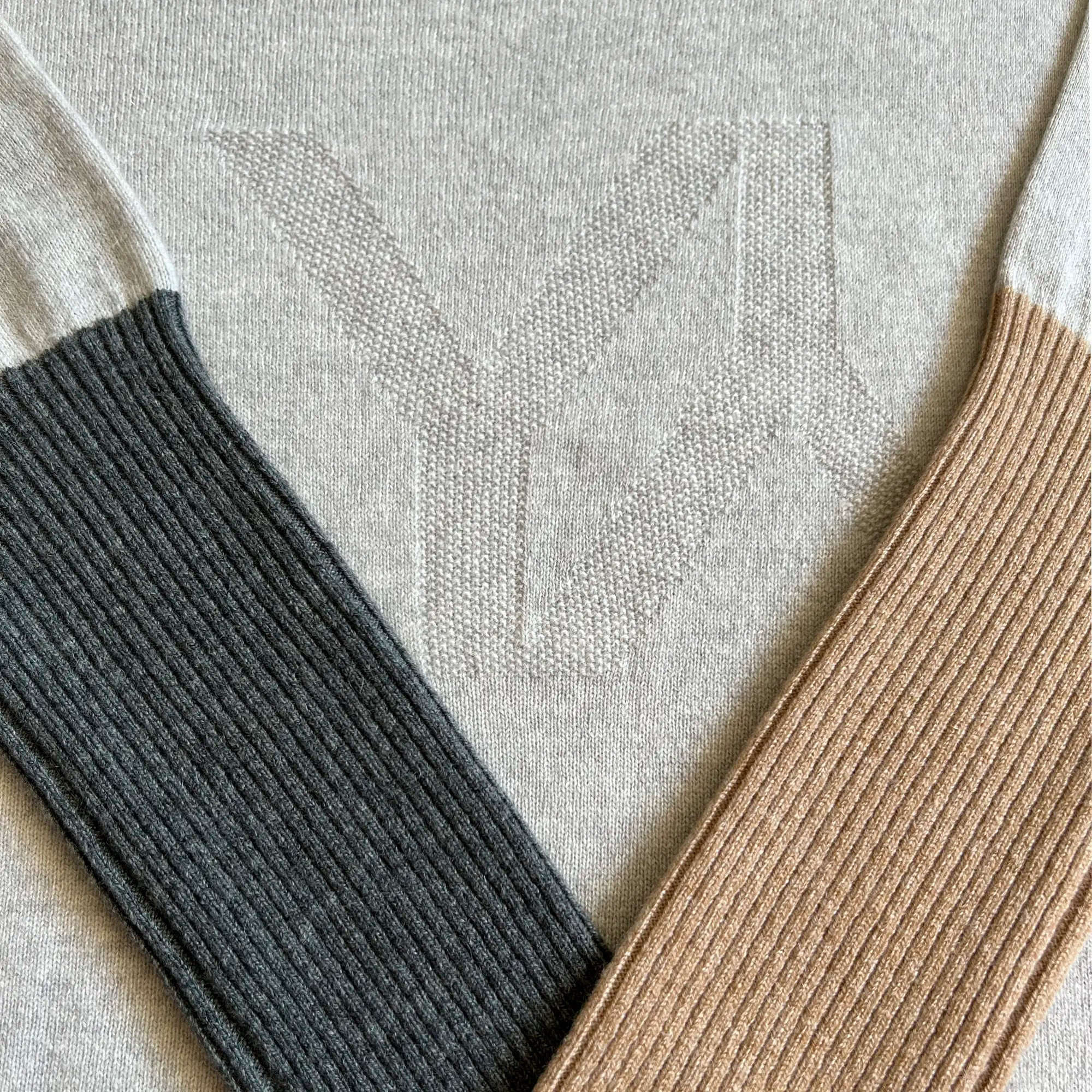 Boxy Sweater With YY Logo Light Grey made by YLIANA YEPEZ