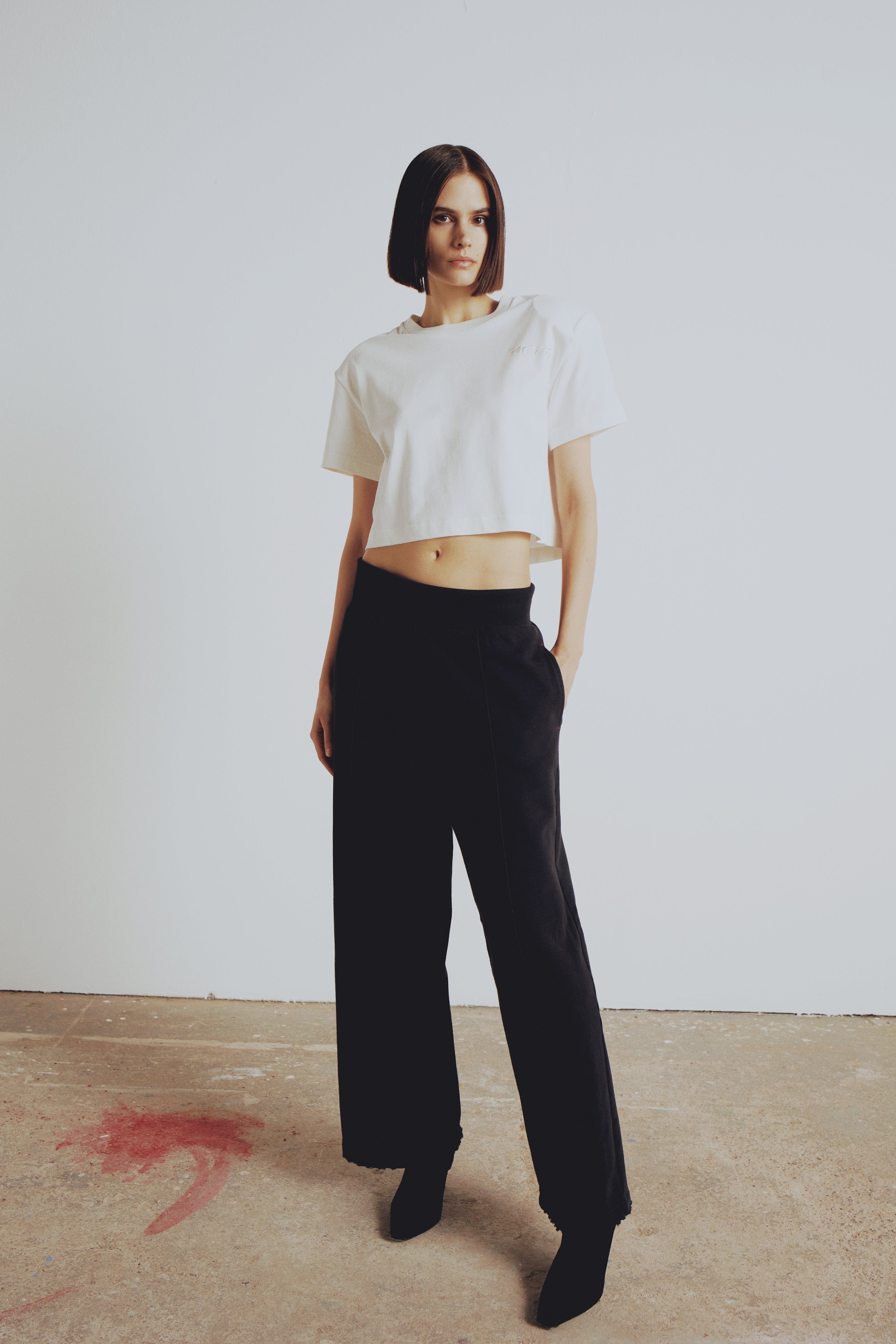 YOUR *ITCH SHOULDER PADDED T-SHIRT - WHITE made by PCFG