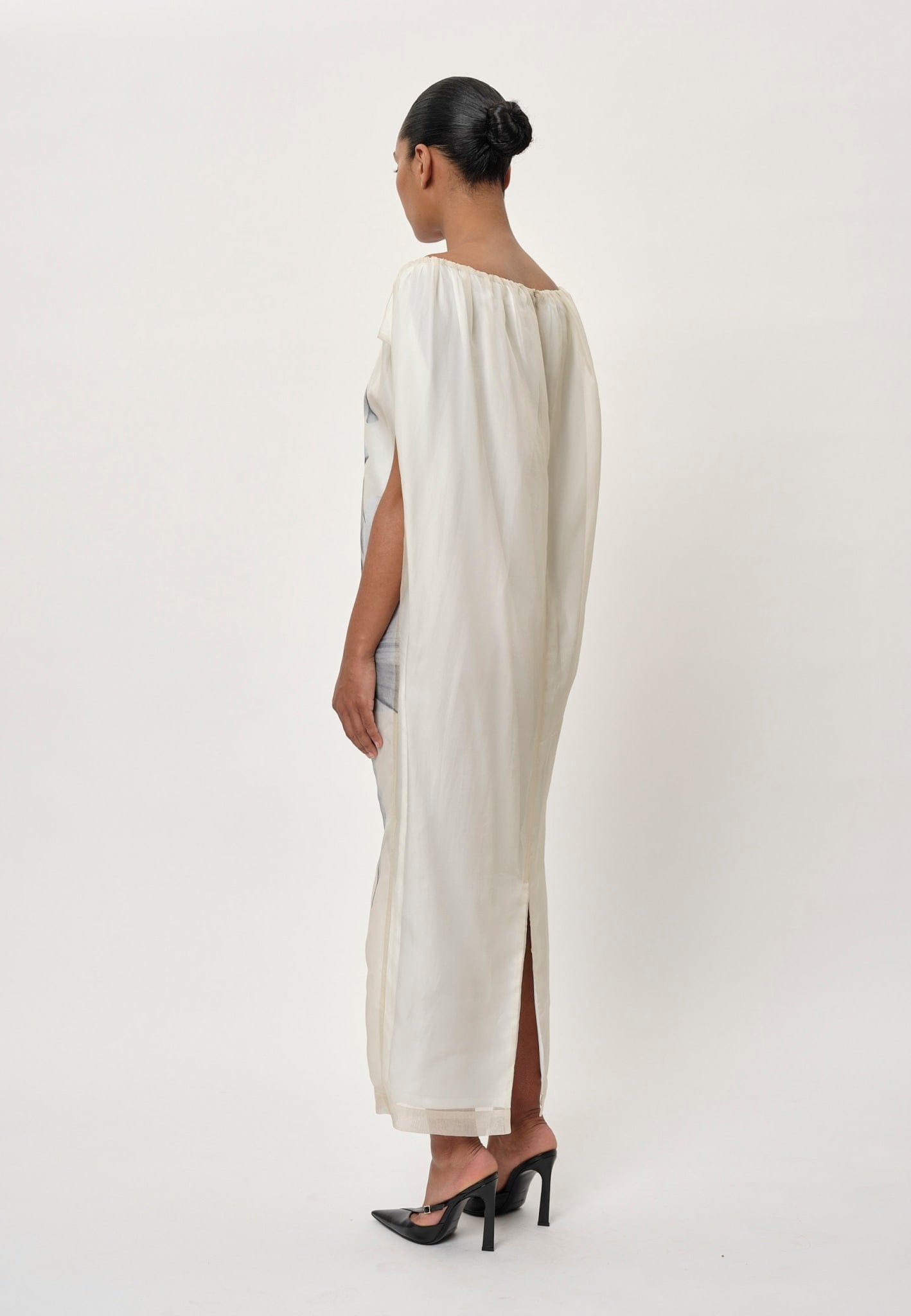 Veronika Dress - Light Asparagus made by HERSKIND