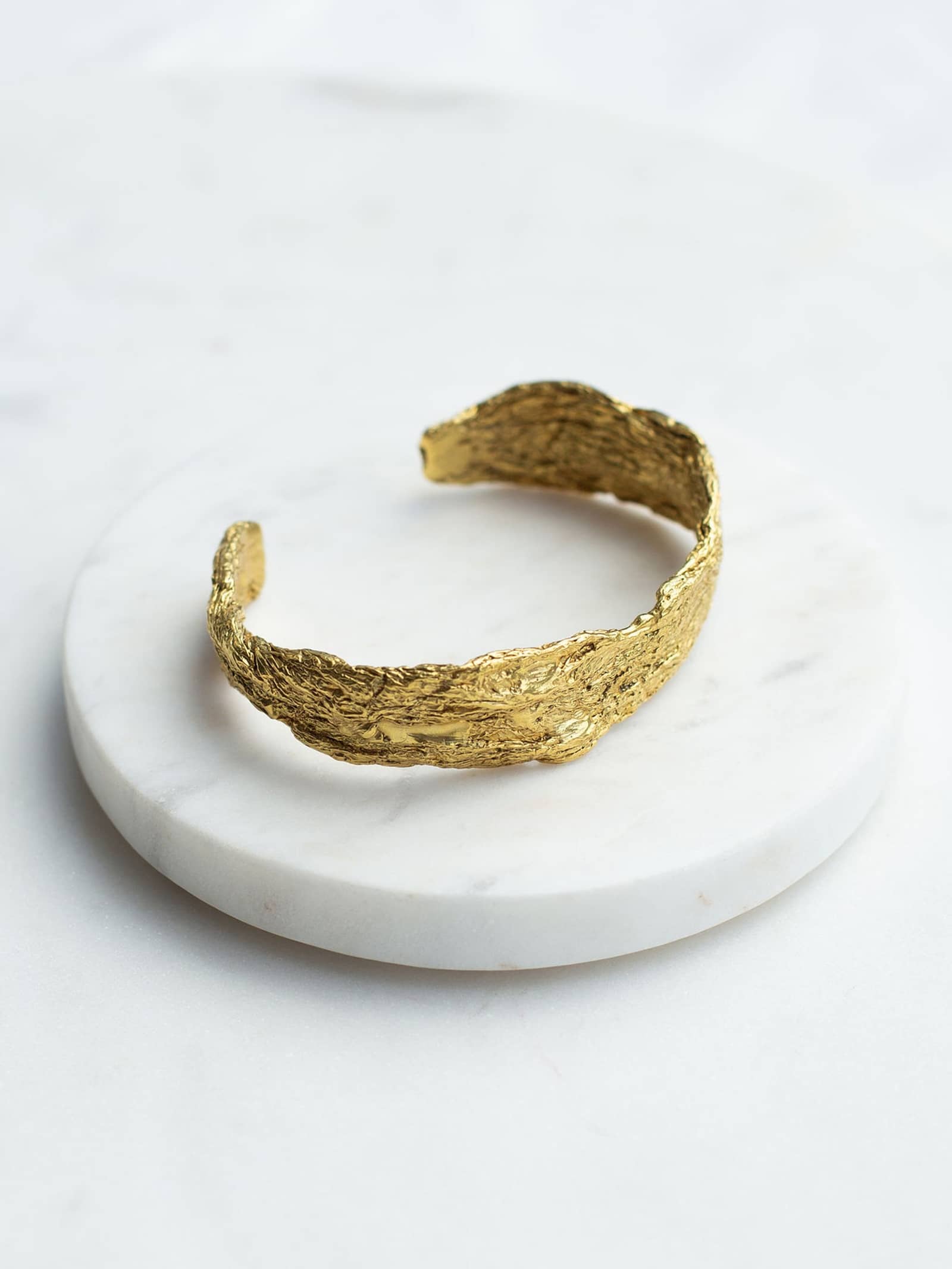 Archaic Bracelet Gold in Gold made by Eva Remenyi