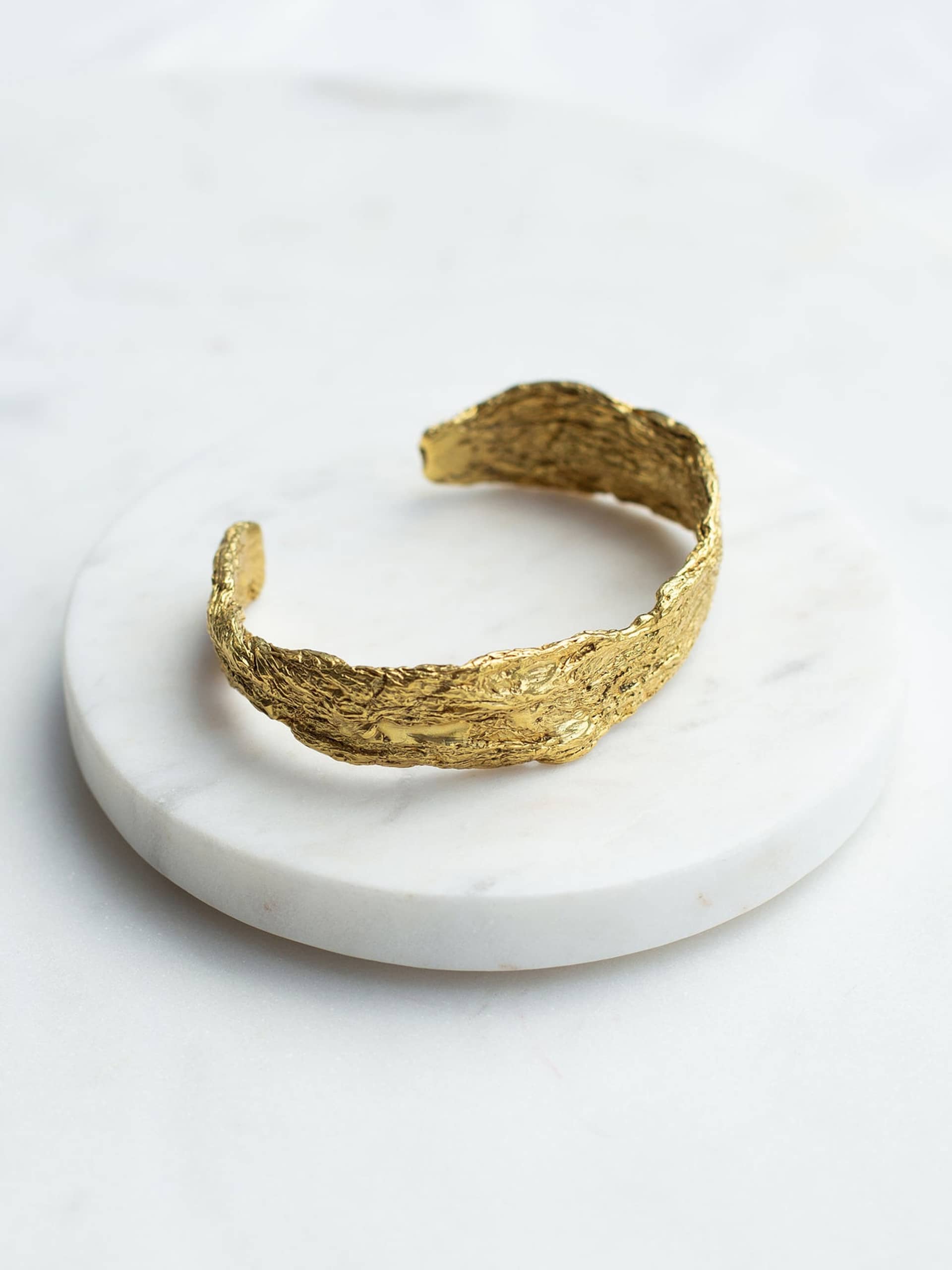 Archaic Bracelet Gold in Gold made by Eva Remenyi