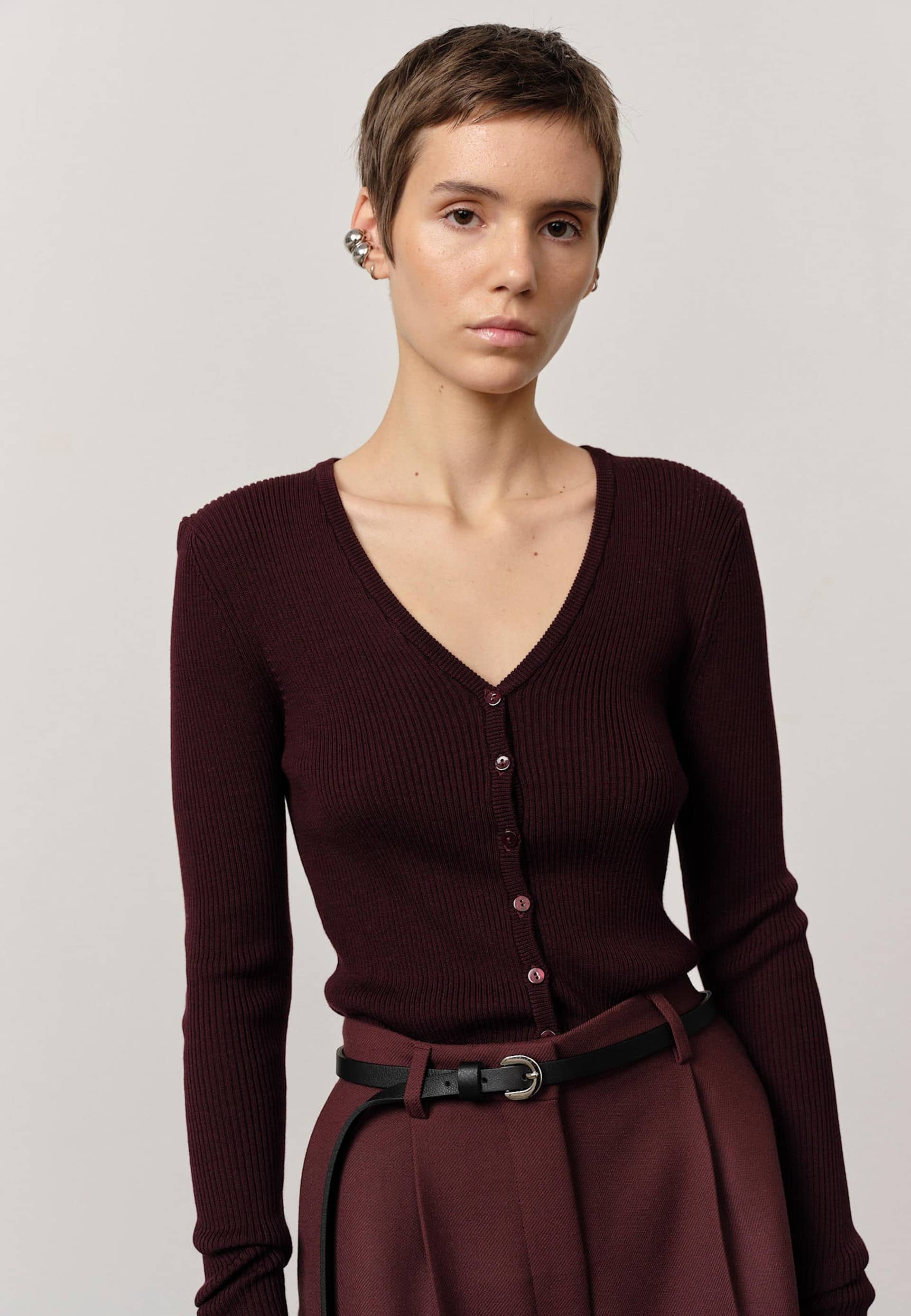 ChiChi Knit Cardigan - Wine Red made by HERSKIND