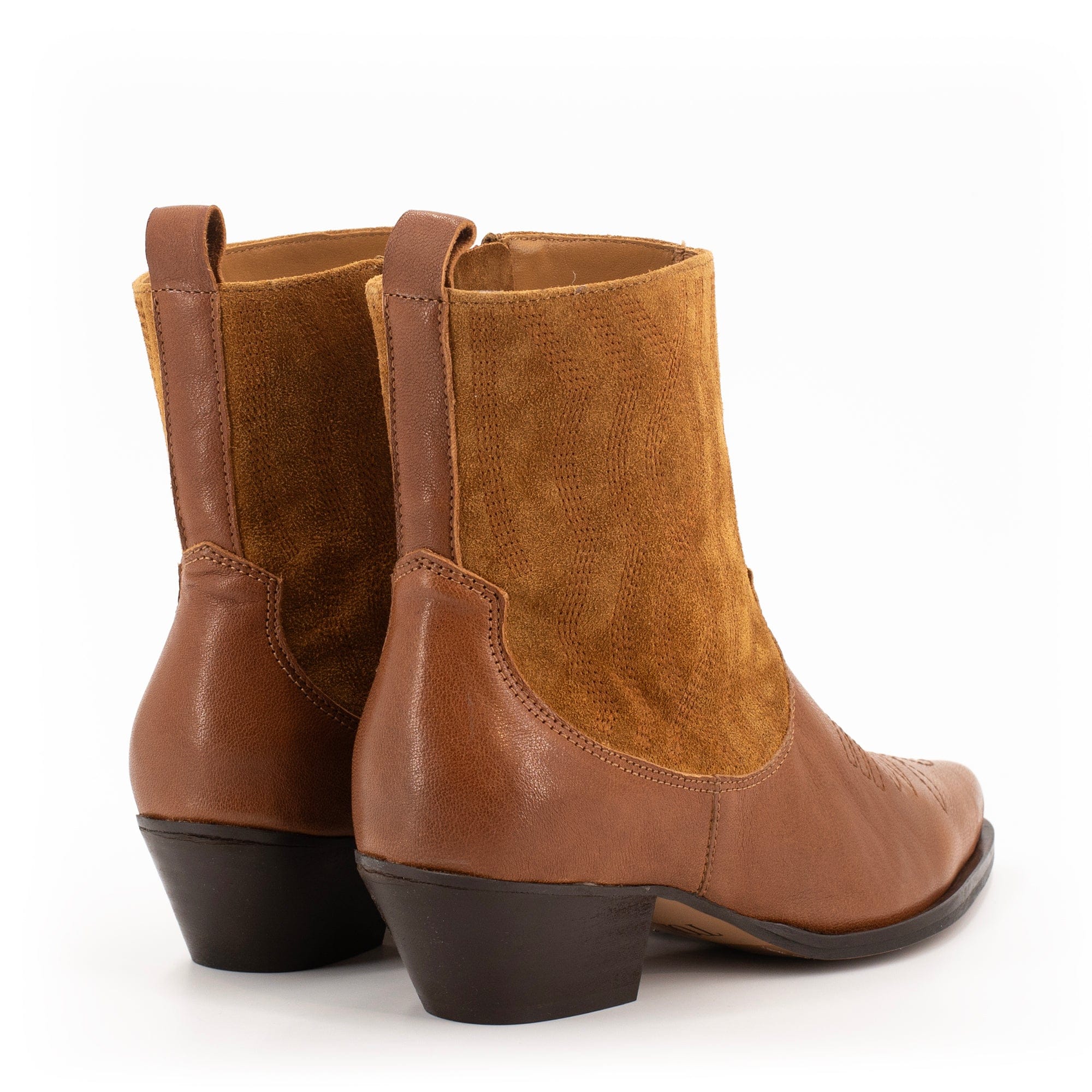 TORAL SUEDE WESTERN BOOTIES made by Toral