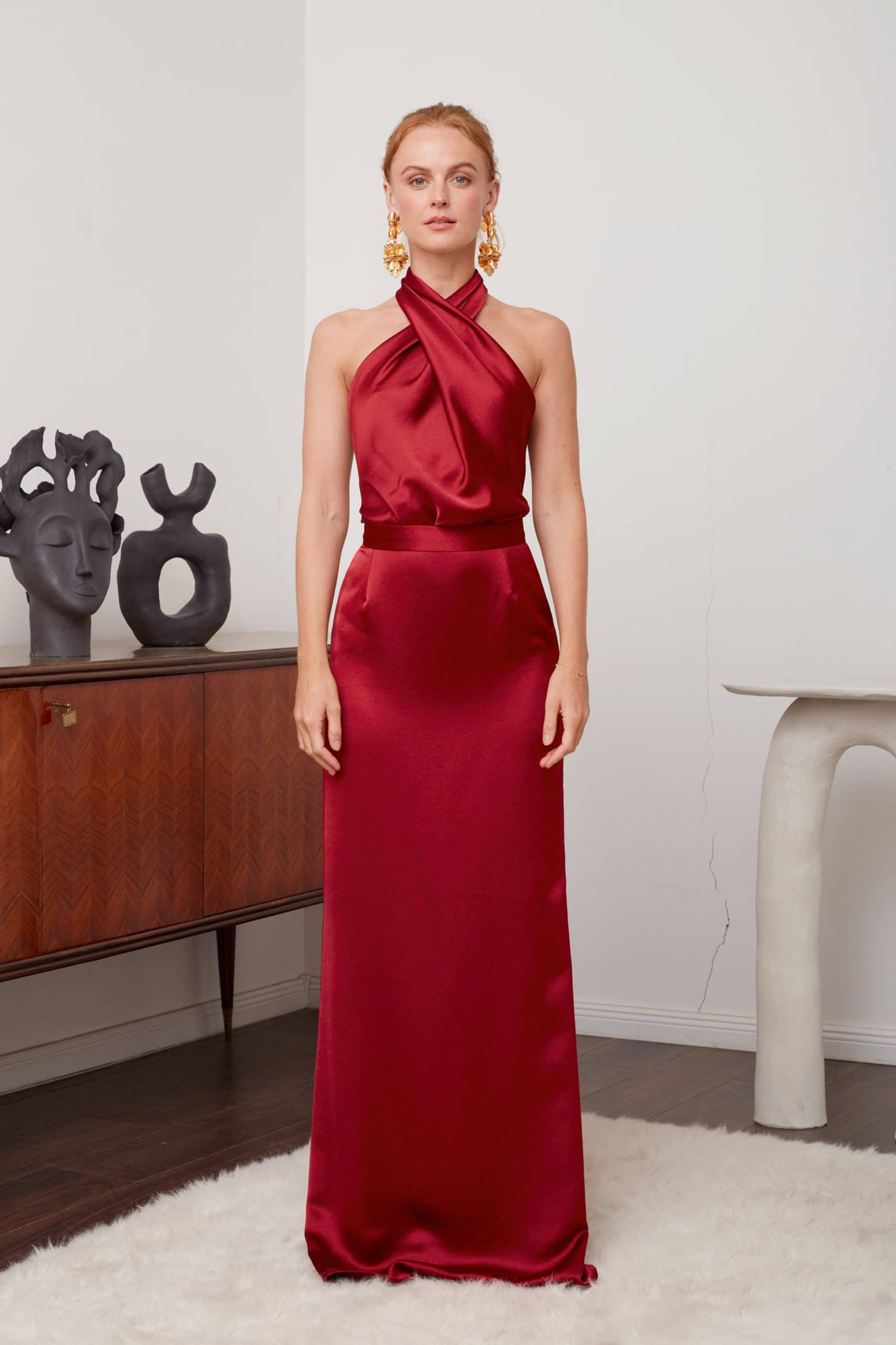 ALIUR deep red maxi evening dress with X neck made by UNDRESS