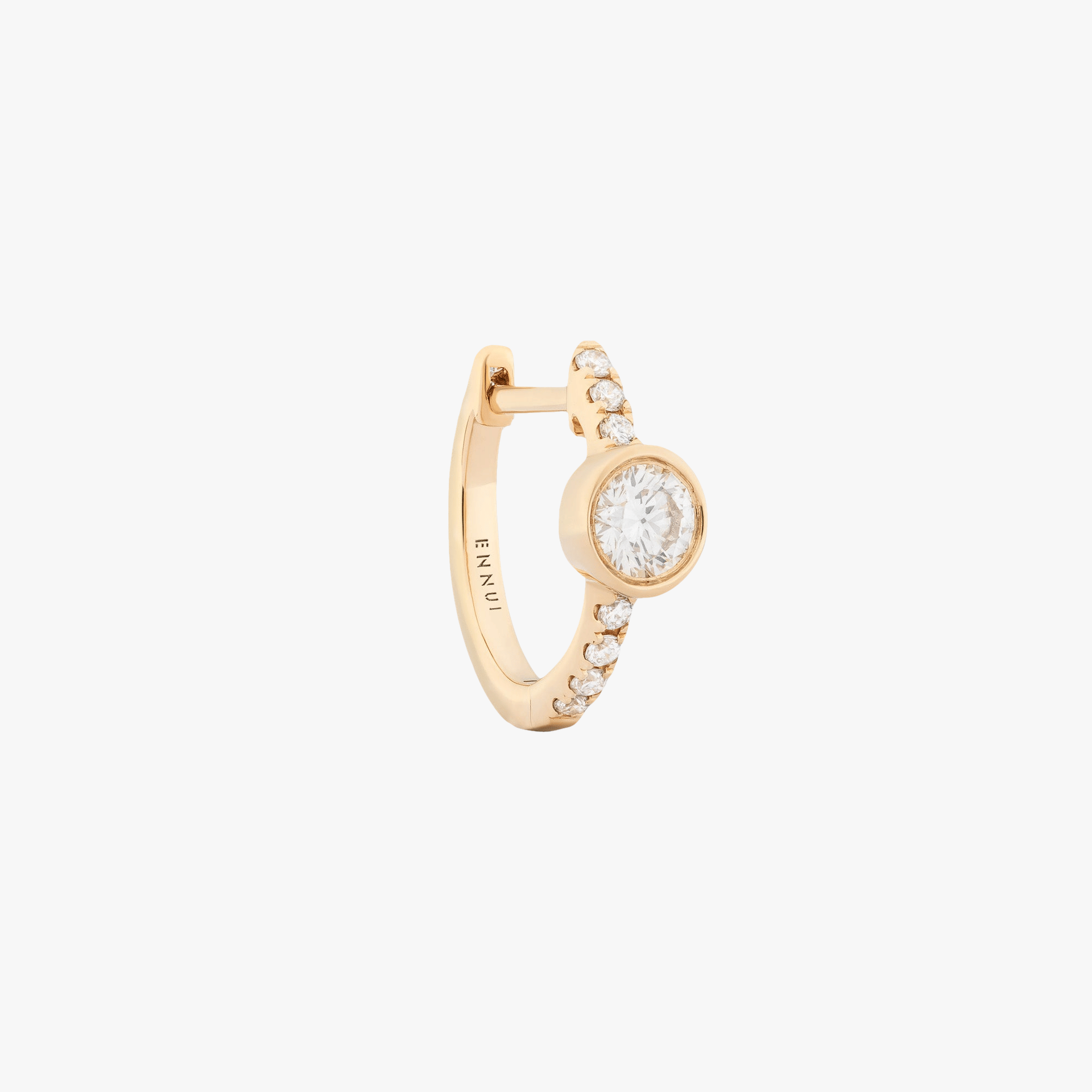 DOT DIAMOND HOOP - WHITE DIAMOND & PLAIN YELLOW GOLD - 11mm made by ENNUI