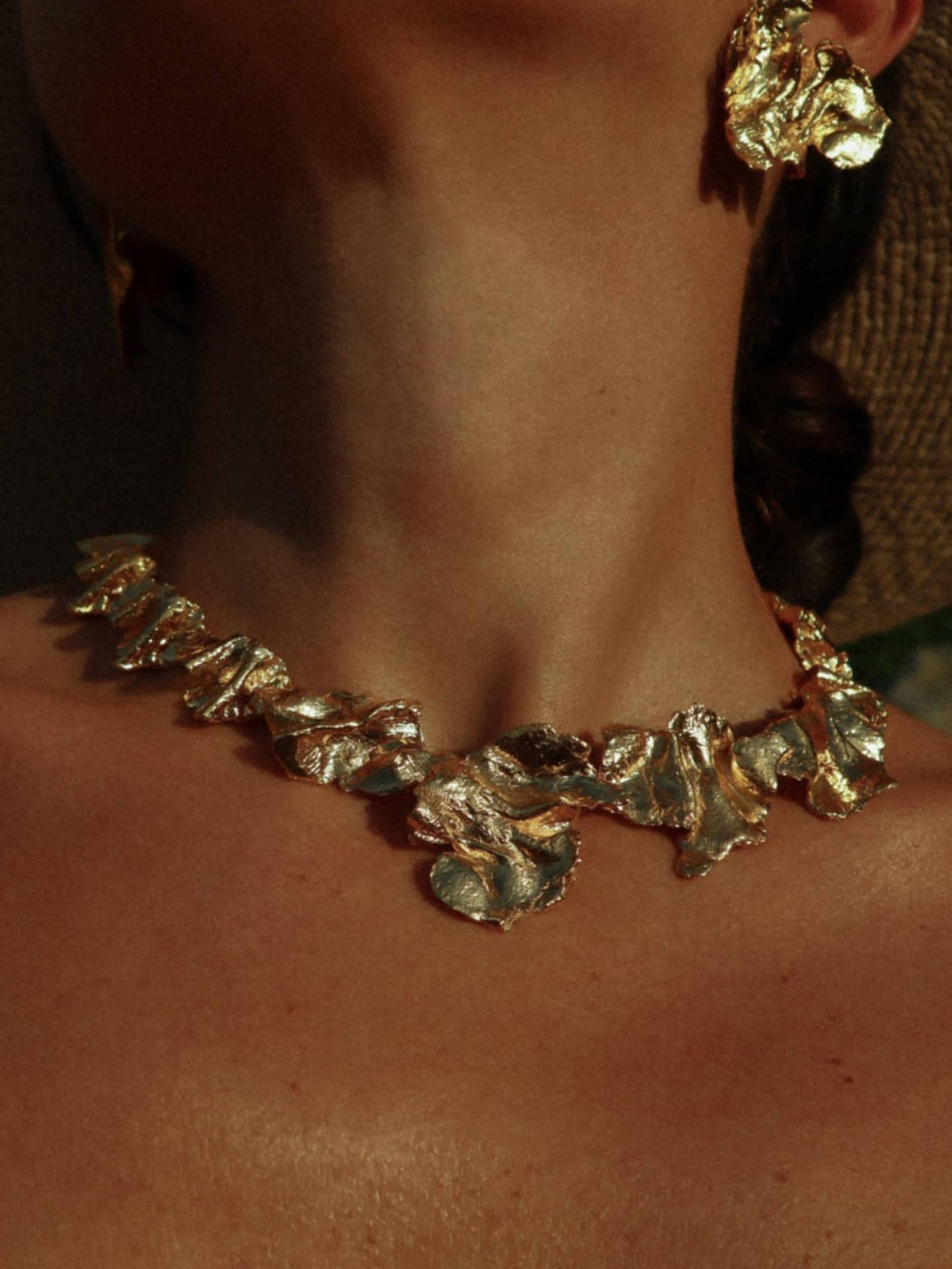 Artemis Choker Gold in Gold made by Eva Remenyi