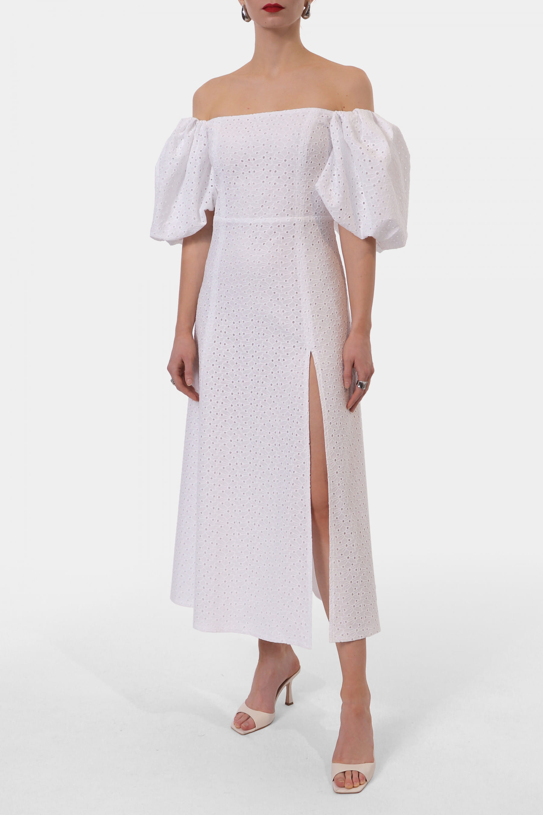 Dress Zoja Embroidered White made by HALEWSKI