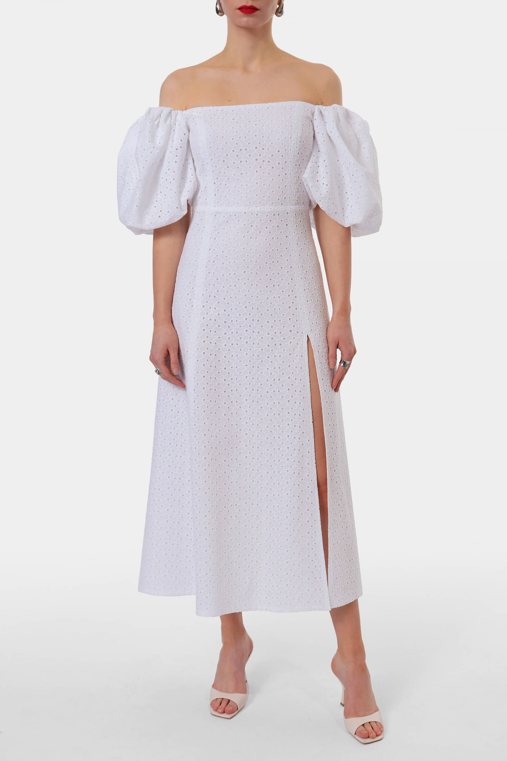 Dress Zoja Embroidered White made by HALEWSKI