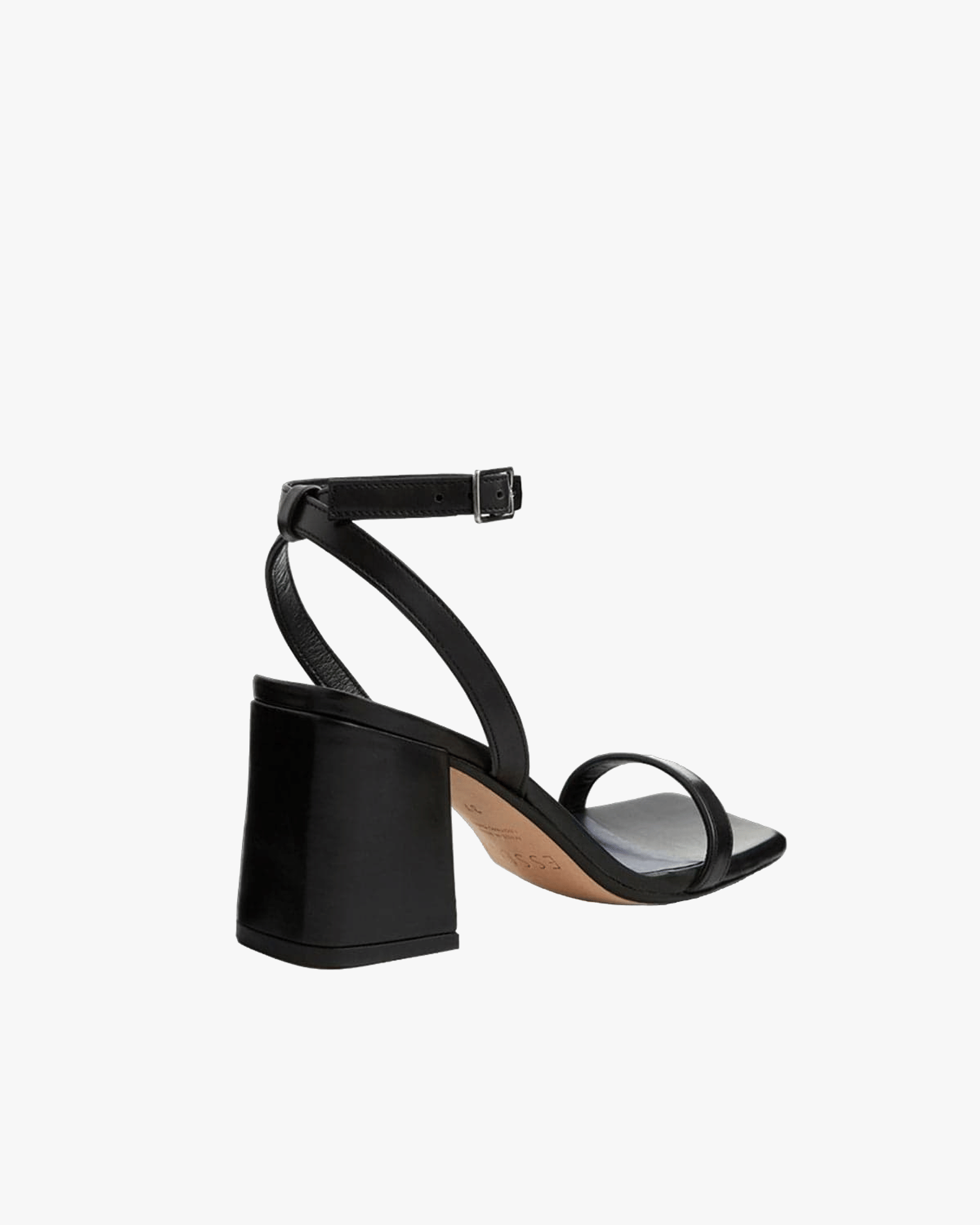 The Elevated Essential - Black made by ESSEN