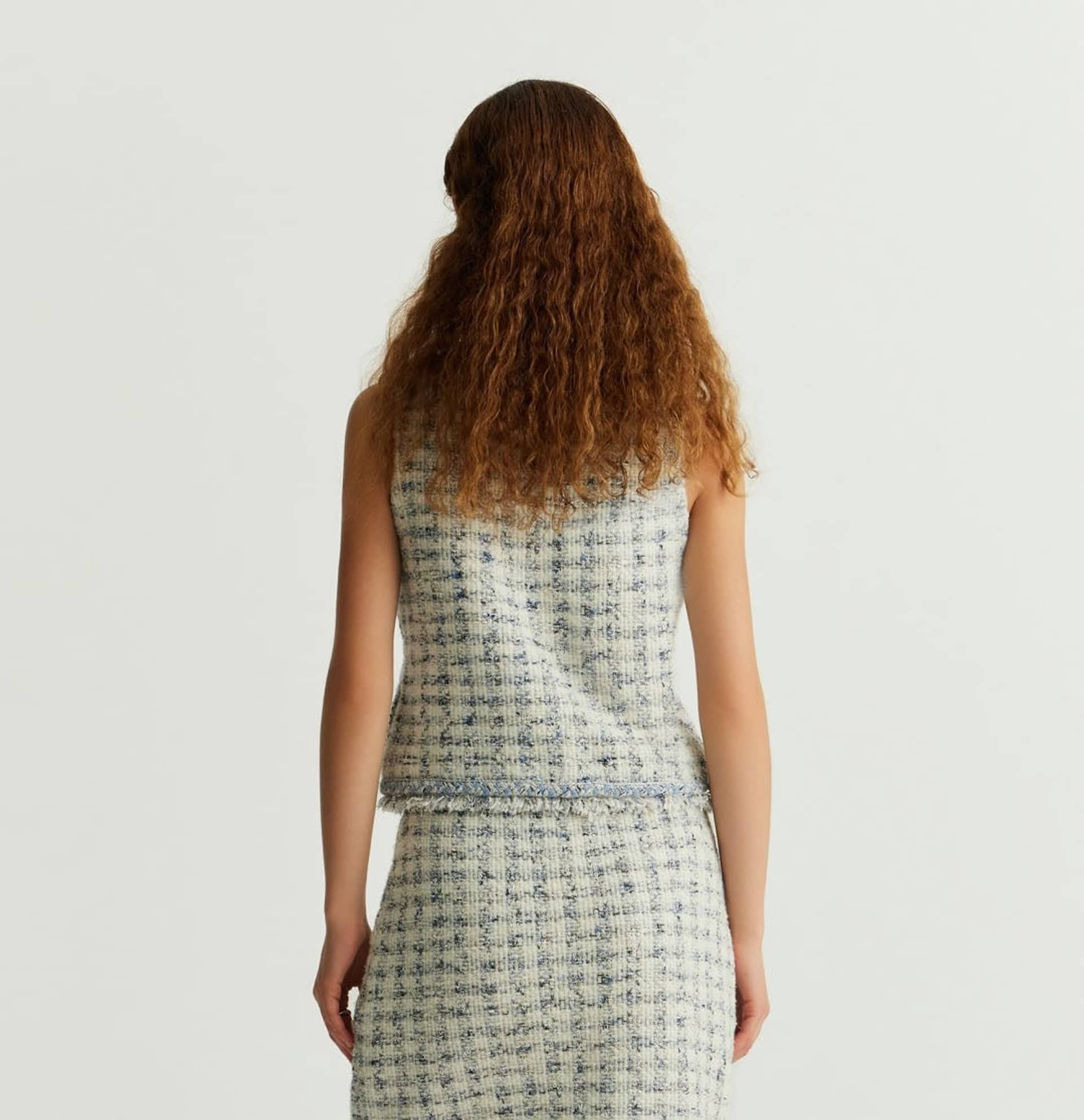 HOUNDSTOOTH V-NECK VEST made by CRUSH Collection