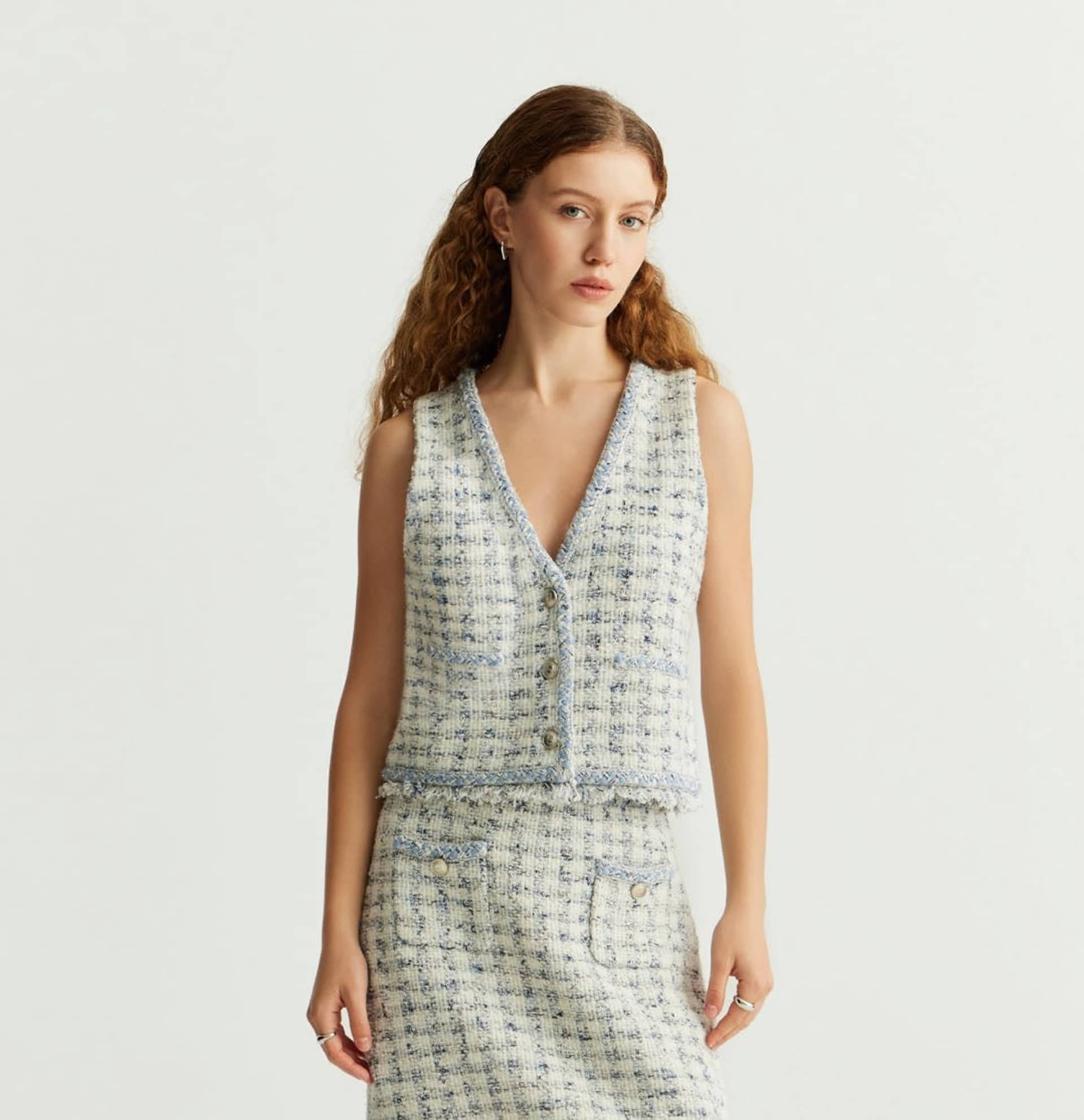 HOUNDSTOOTH V-NECK VEST made by CRUSH Collection