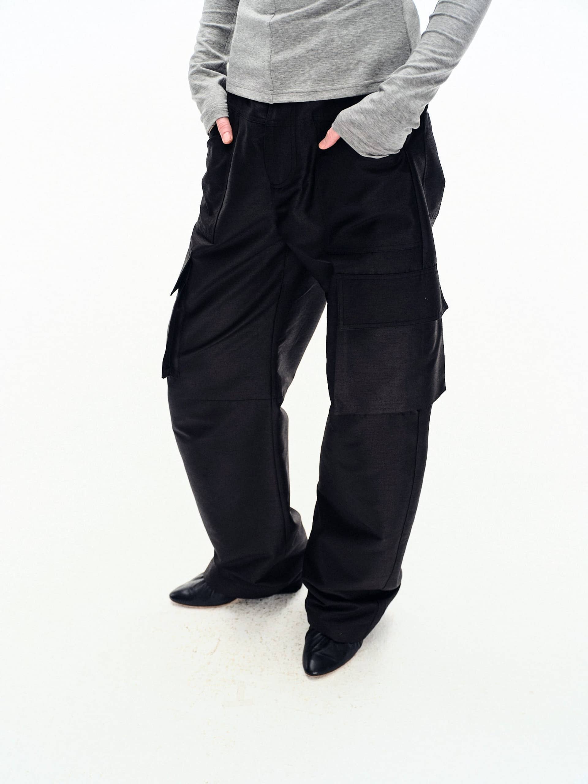 BLACK SATIN-FINISH CARGO TROUSERS made by YIBRI