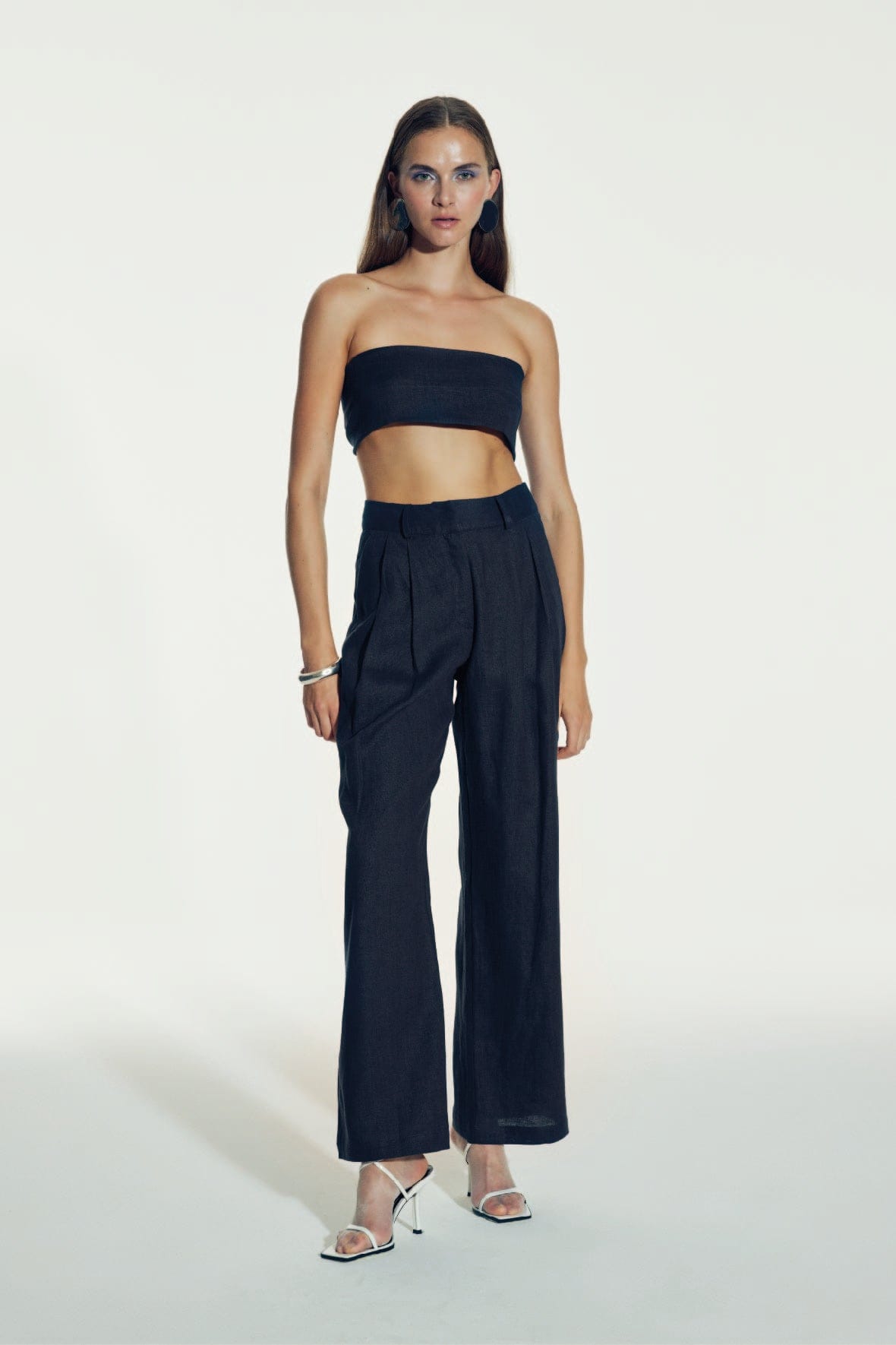 Tina Linen Trousers in Dark Navy made by Nazli Ceren