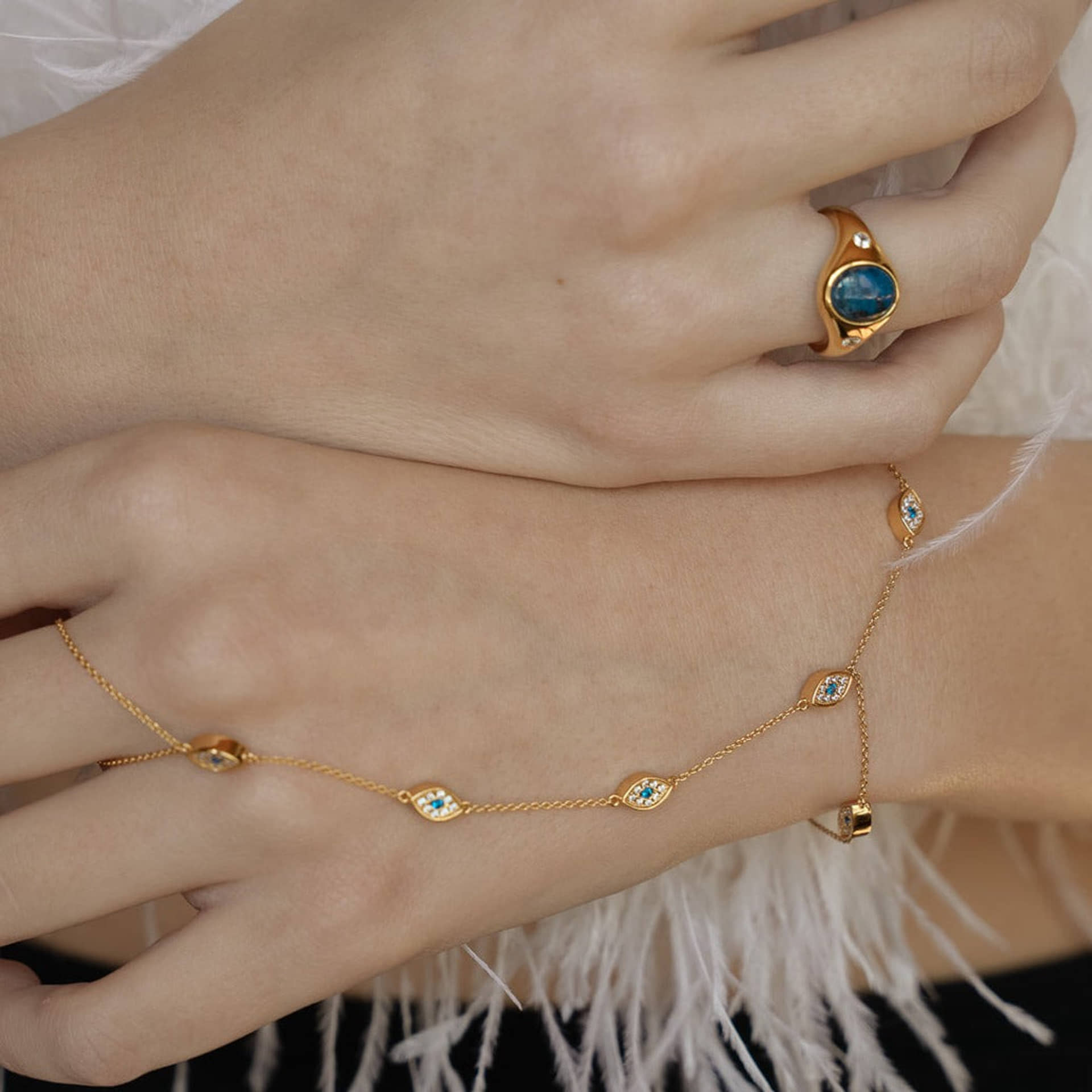 NIKKI HANDCHAIN made by Zepplin The Label