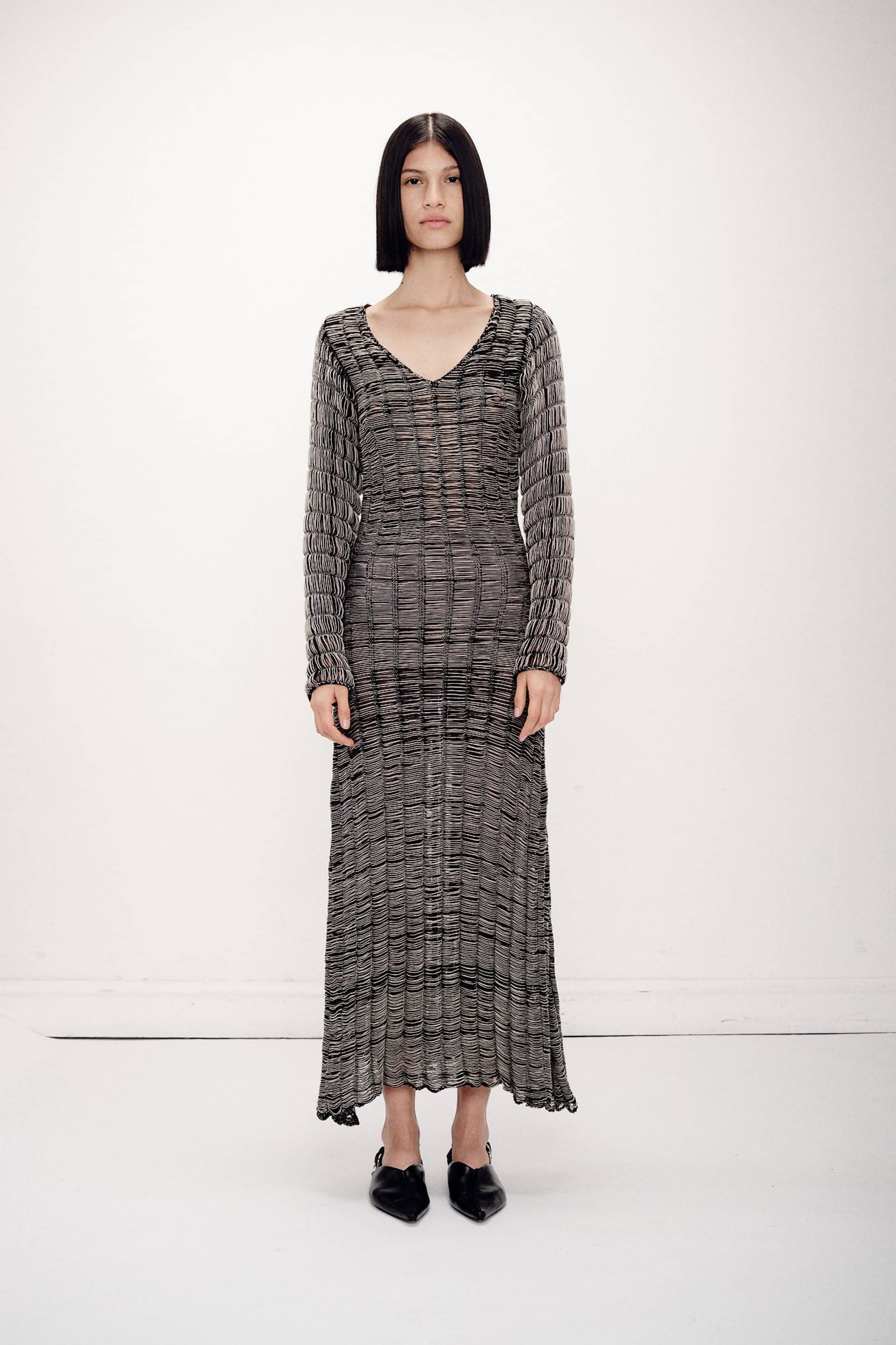 Cao Dress Beige Black made by Peregrina