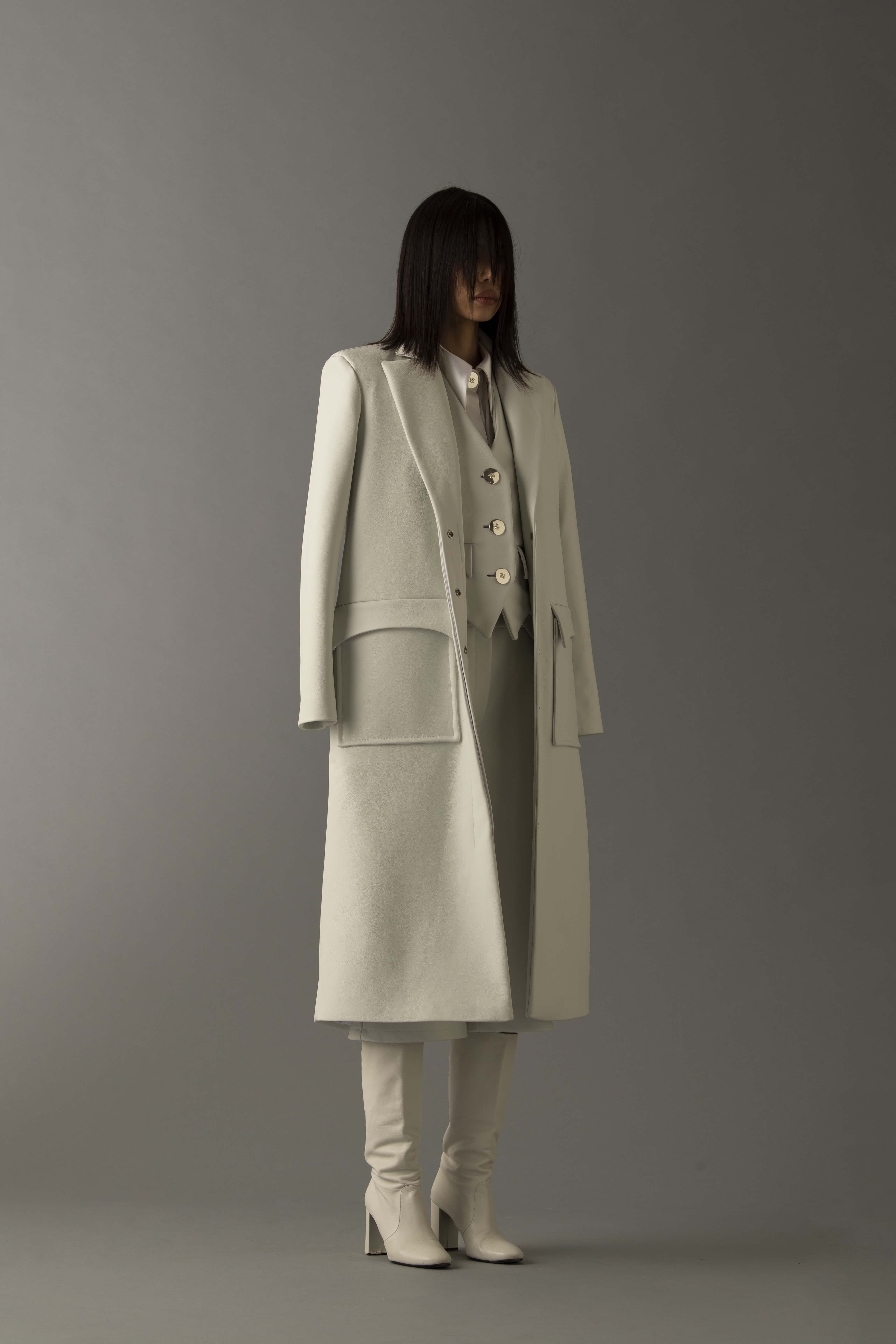 ICE LEATHER COAT in White made by Vestiaire d'un Oiseau Libre