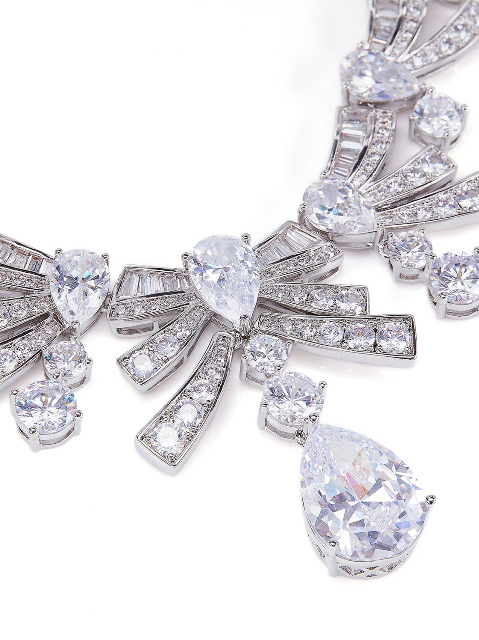 Talia Necklace made by Nana Jacqueline