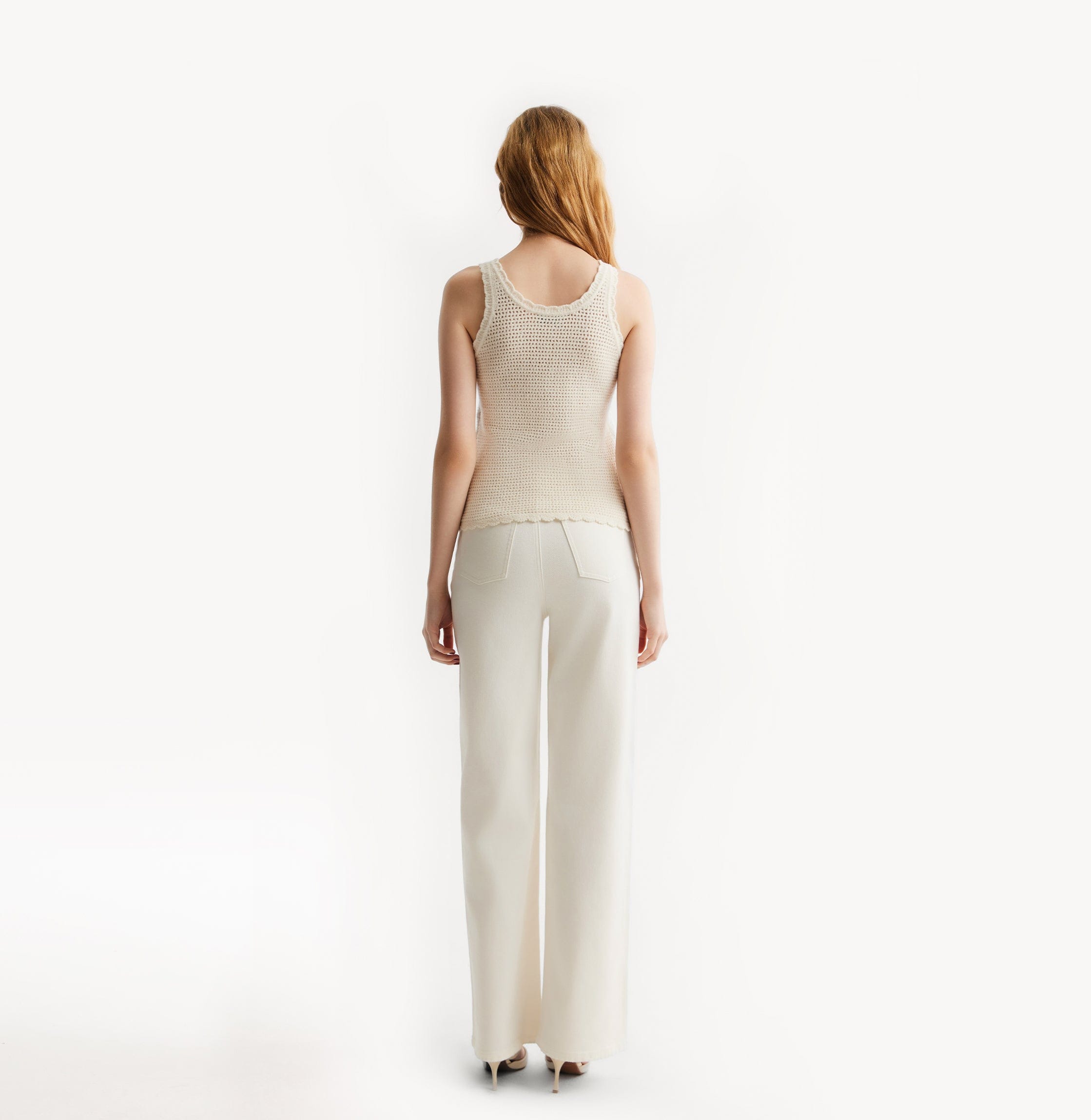 BOUCLÉ POINTELLE V-NECK TANK TOP made by CRUSH Collection