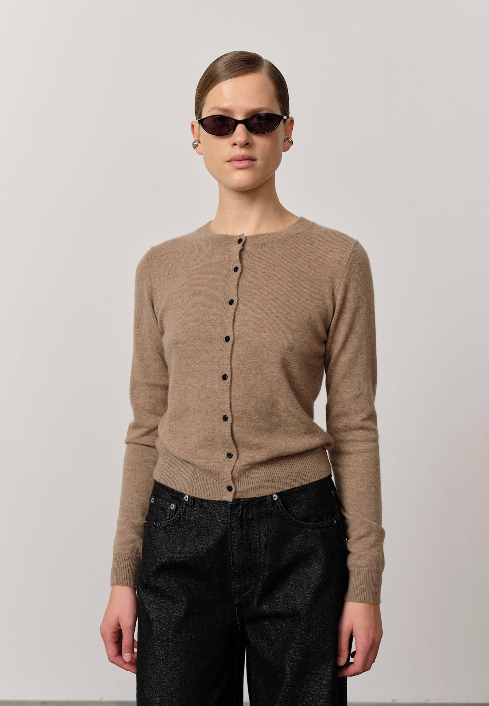 Roselle Knit Cardigan - Croissant made by HERSKIND