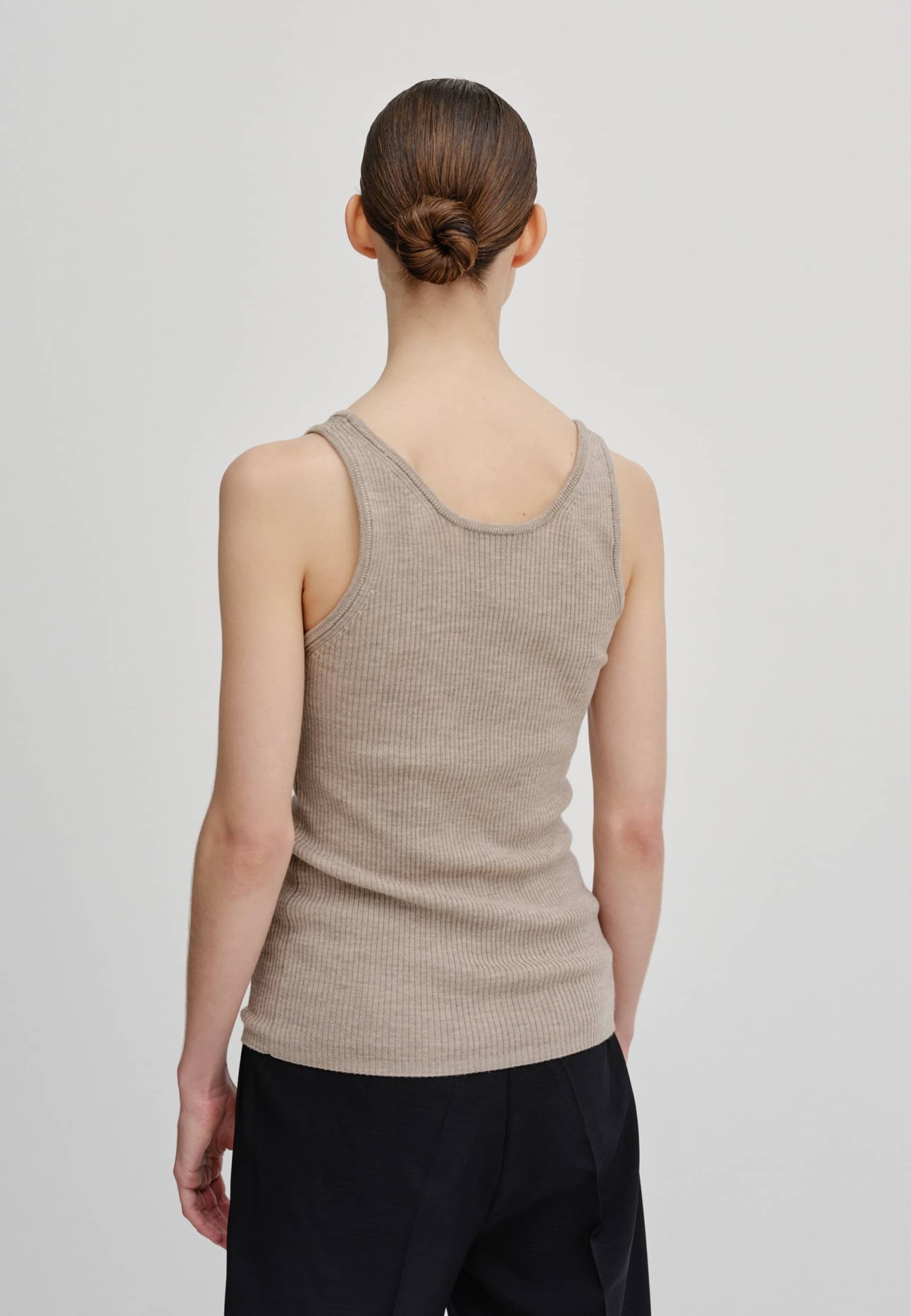 Tropea Top Merino Wool - Champagne in Beige made by HERSKIND