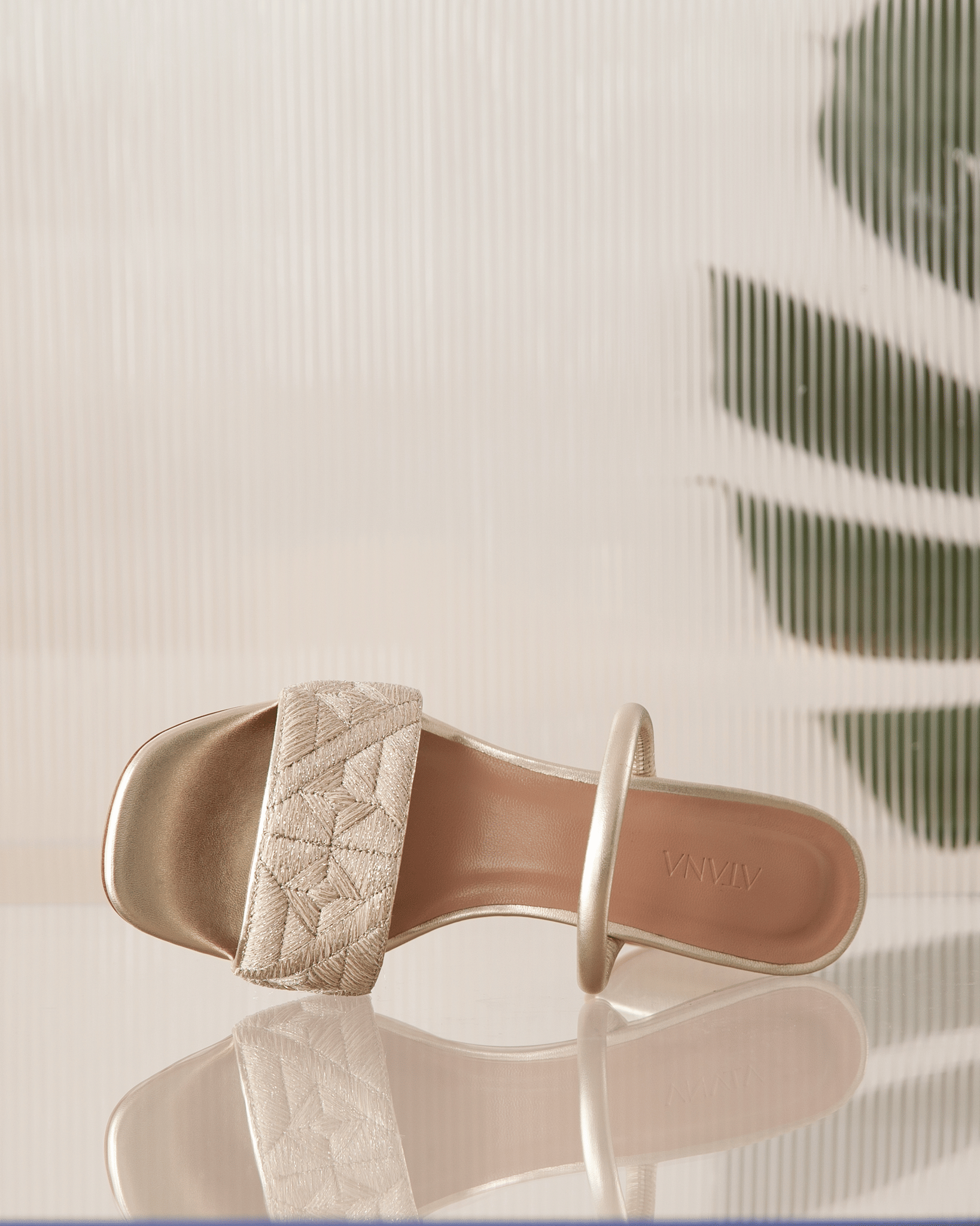 Full Fibre Mule 75 Silver Metallic in Silver made by ATANA