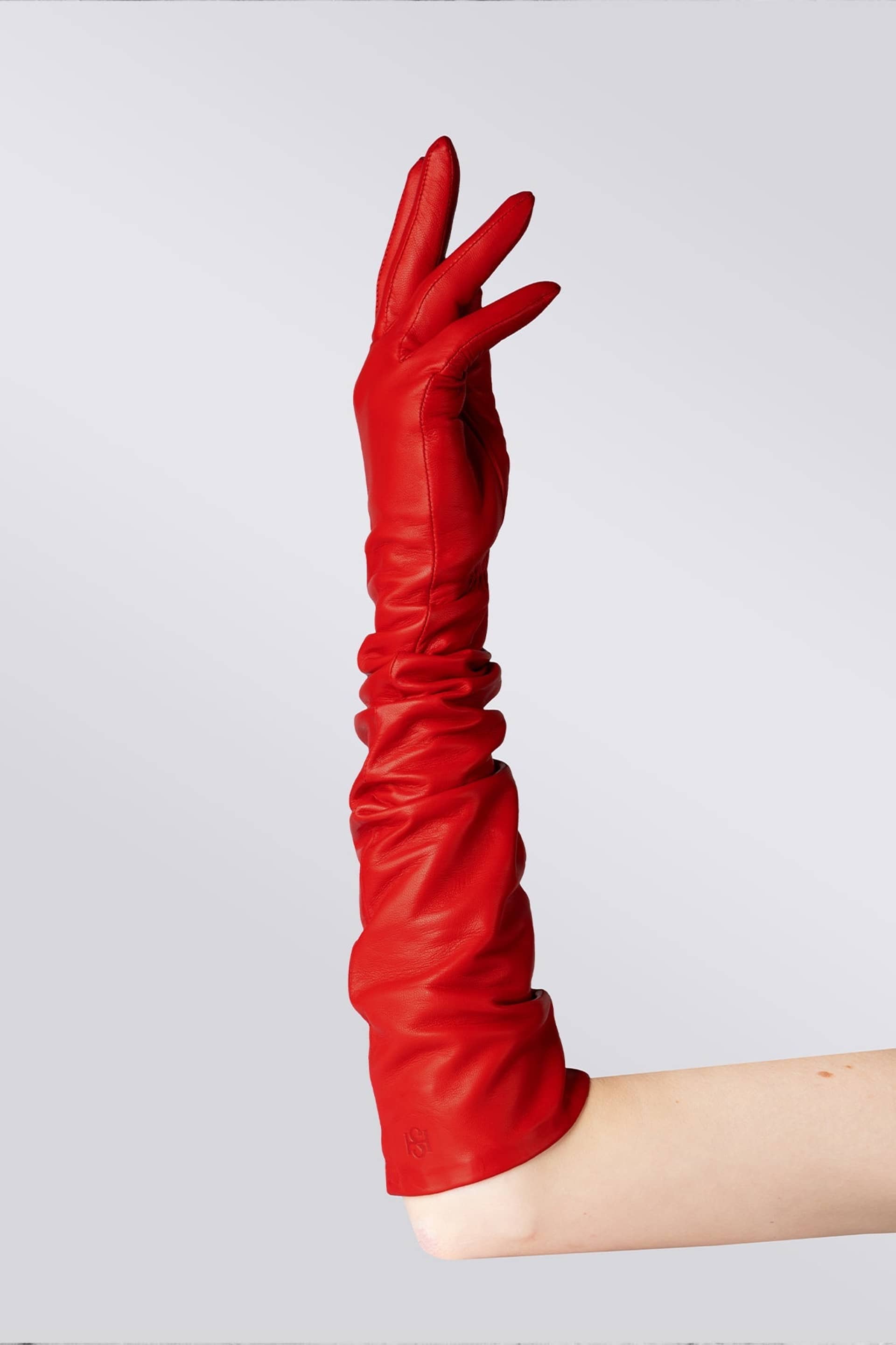 Essentials Extra Long Red made by Handsome Stockholm