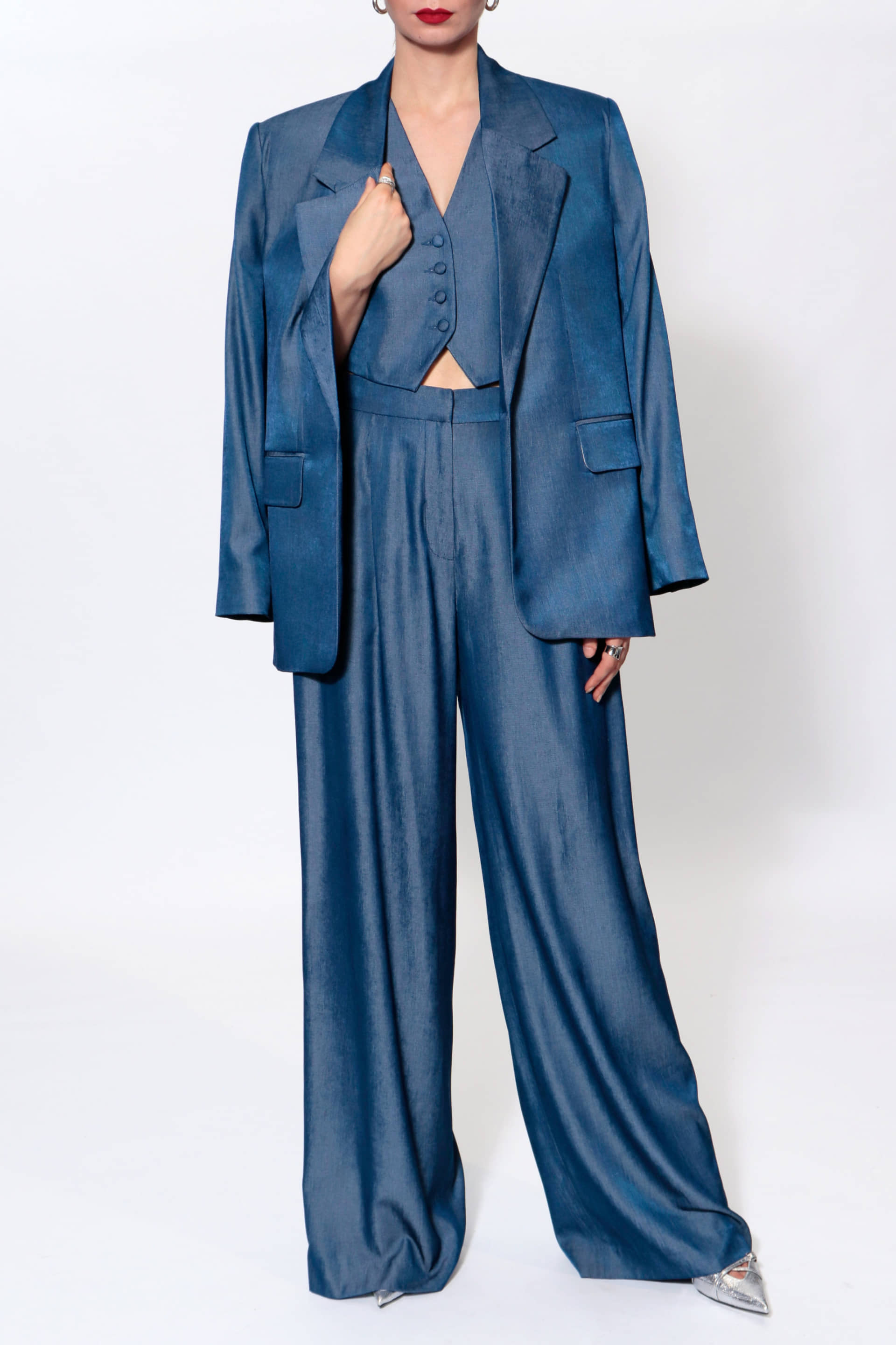 Vest Sylvia Navy Denim made by HALEWSKI