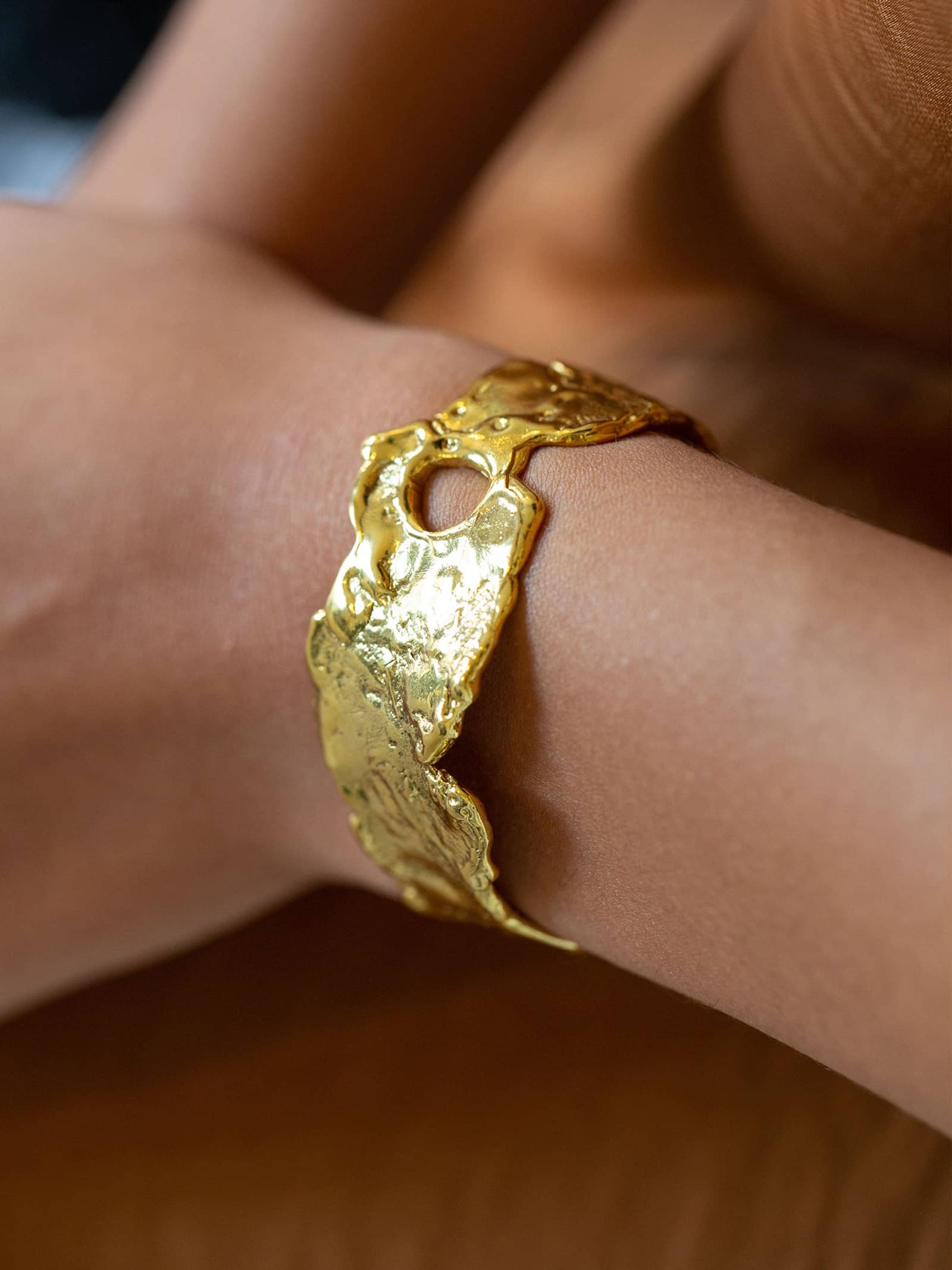 Talisman Moon Bracelet Gold in Gold made by Eva Remenyi
