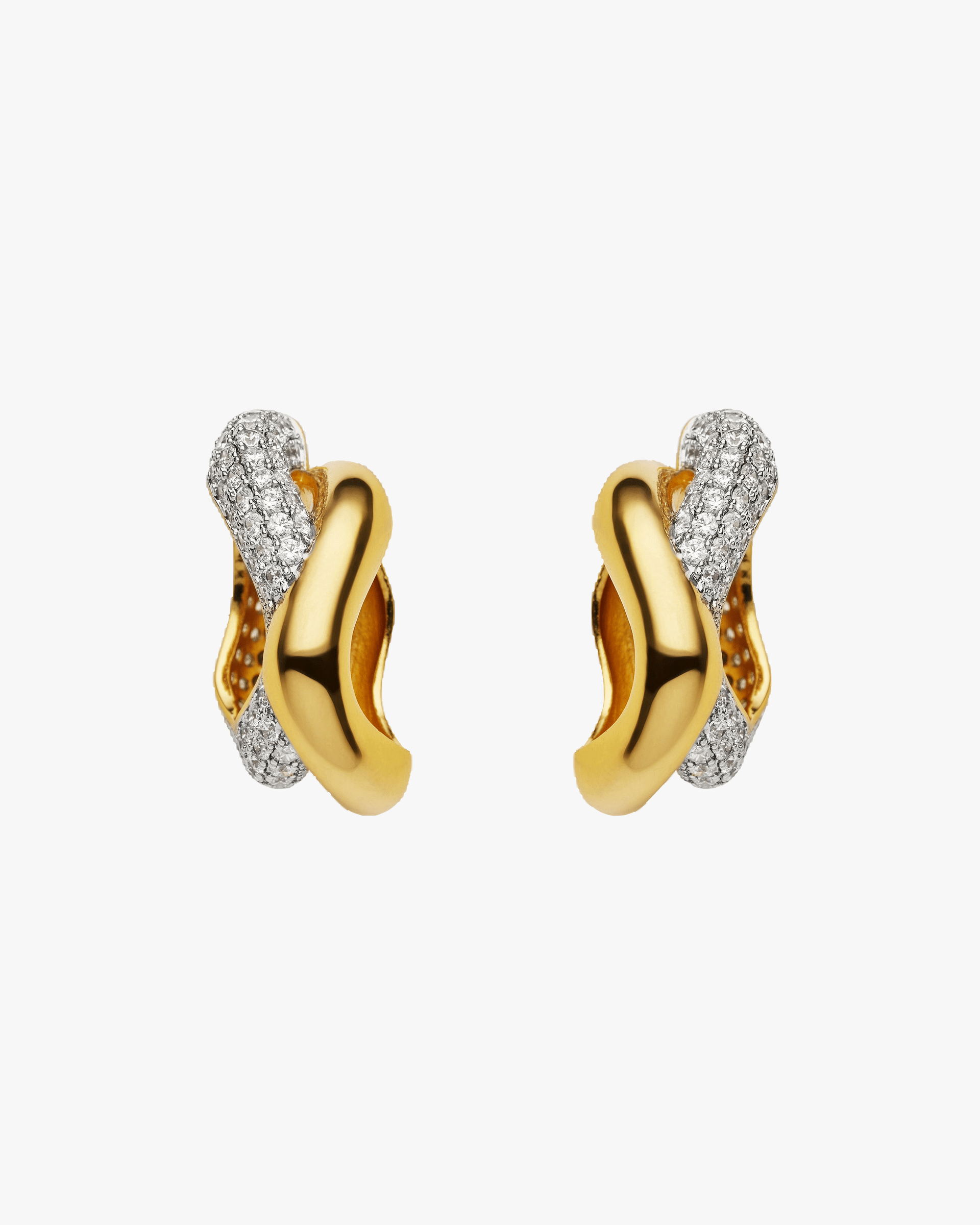 Bahamas Earrings made by Amber Sceats