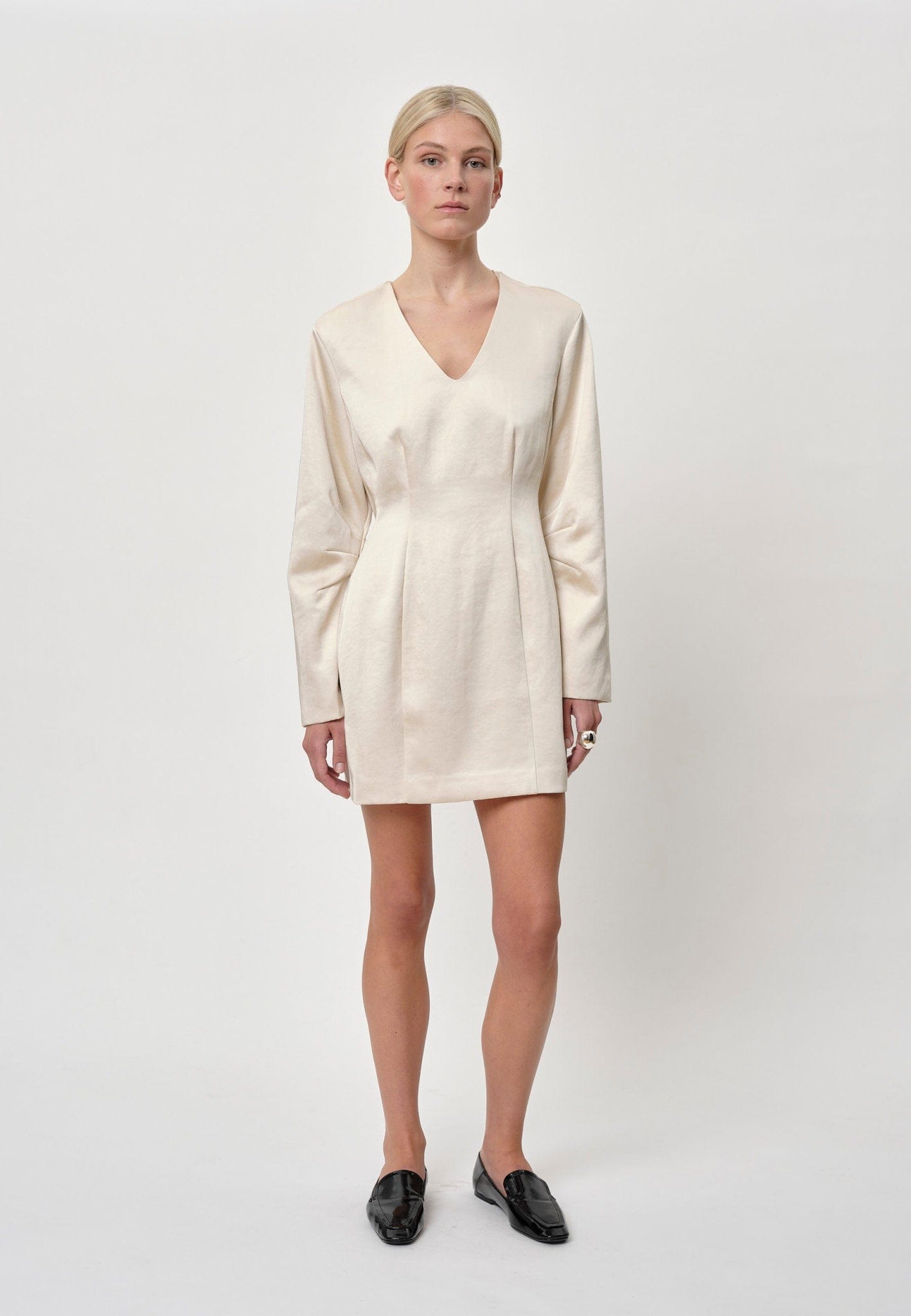 Yasmin Dress - Creme made by HERSKIND