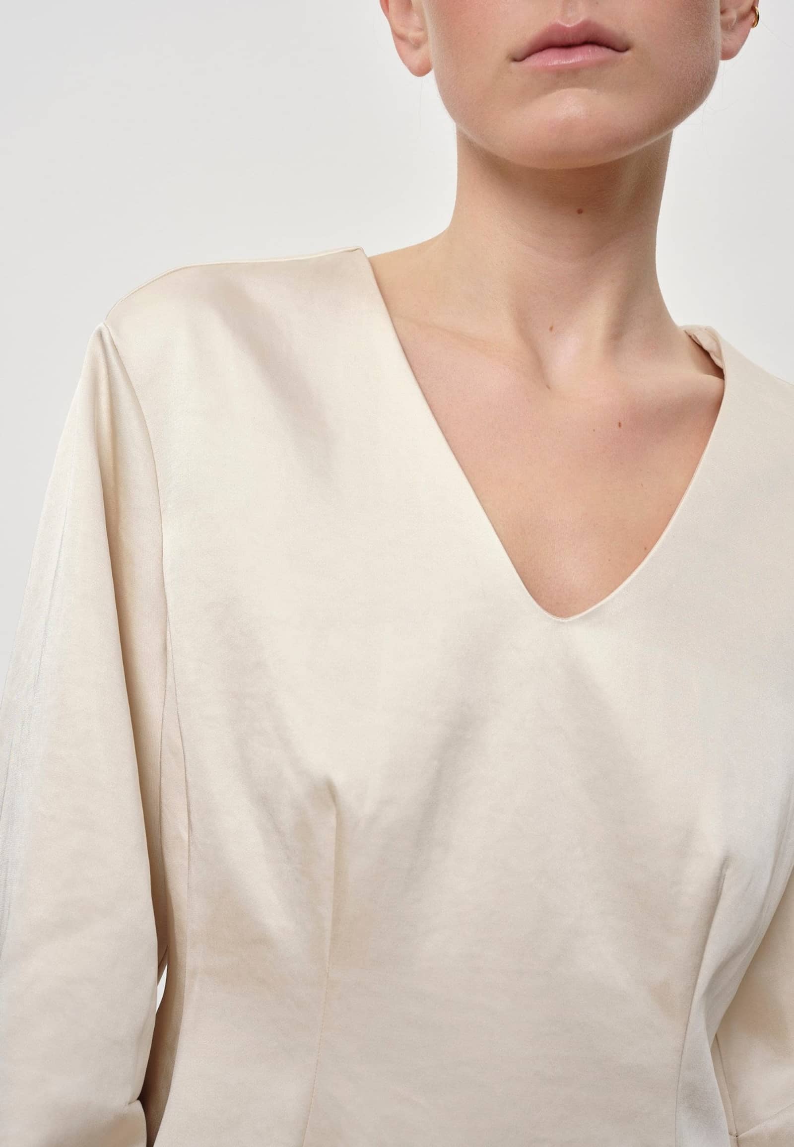 Yasmin Dress - Creme made by HERSKIND