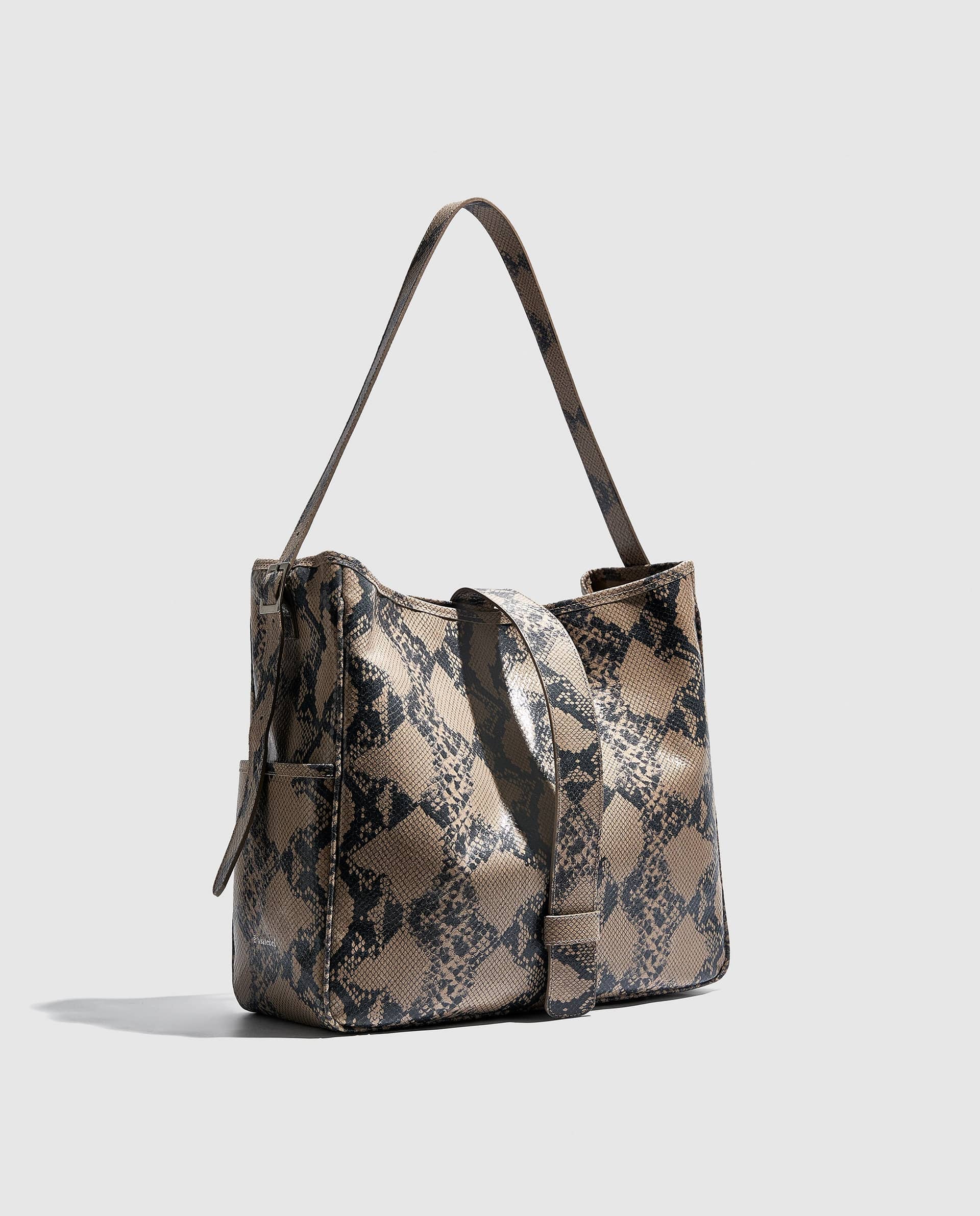 Cocó Tote Snakeskin-print made by Phialebel