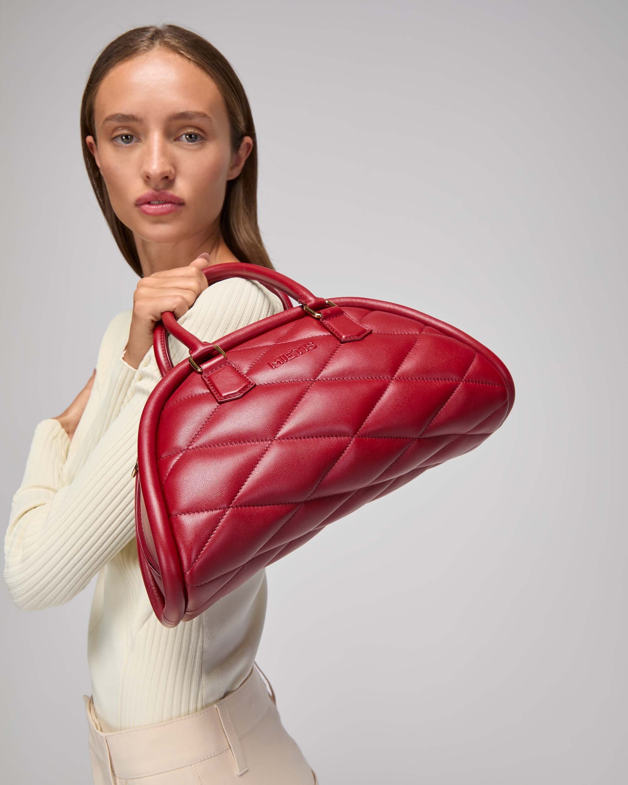 Pluto Wine made by Mietis