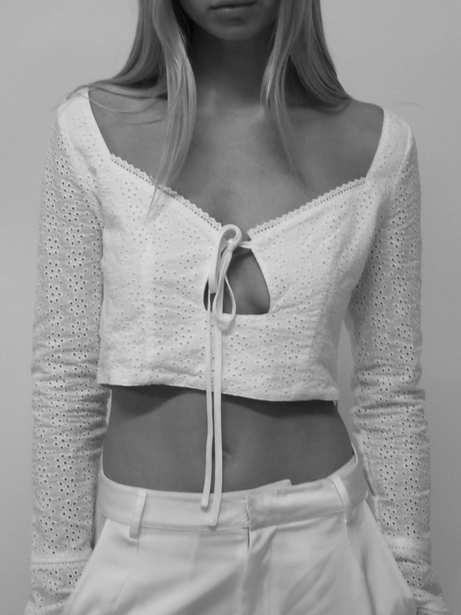 Broderie Anglaise top made by CLOEYS