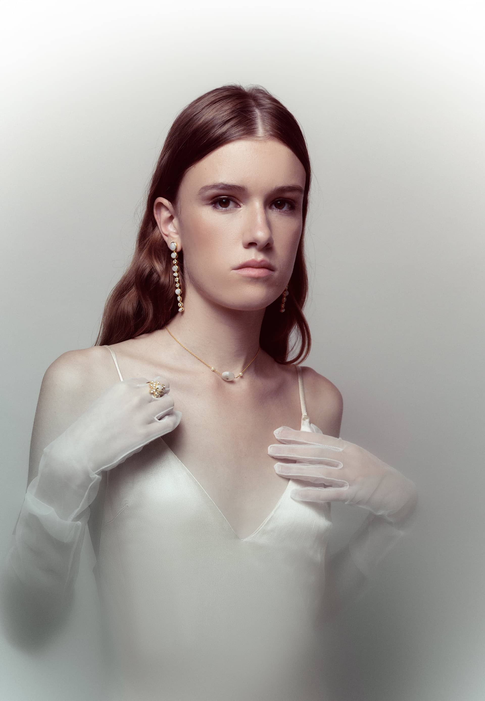 Pendientes Ayla Piedraluna made by Lavani Jewels