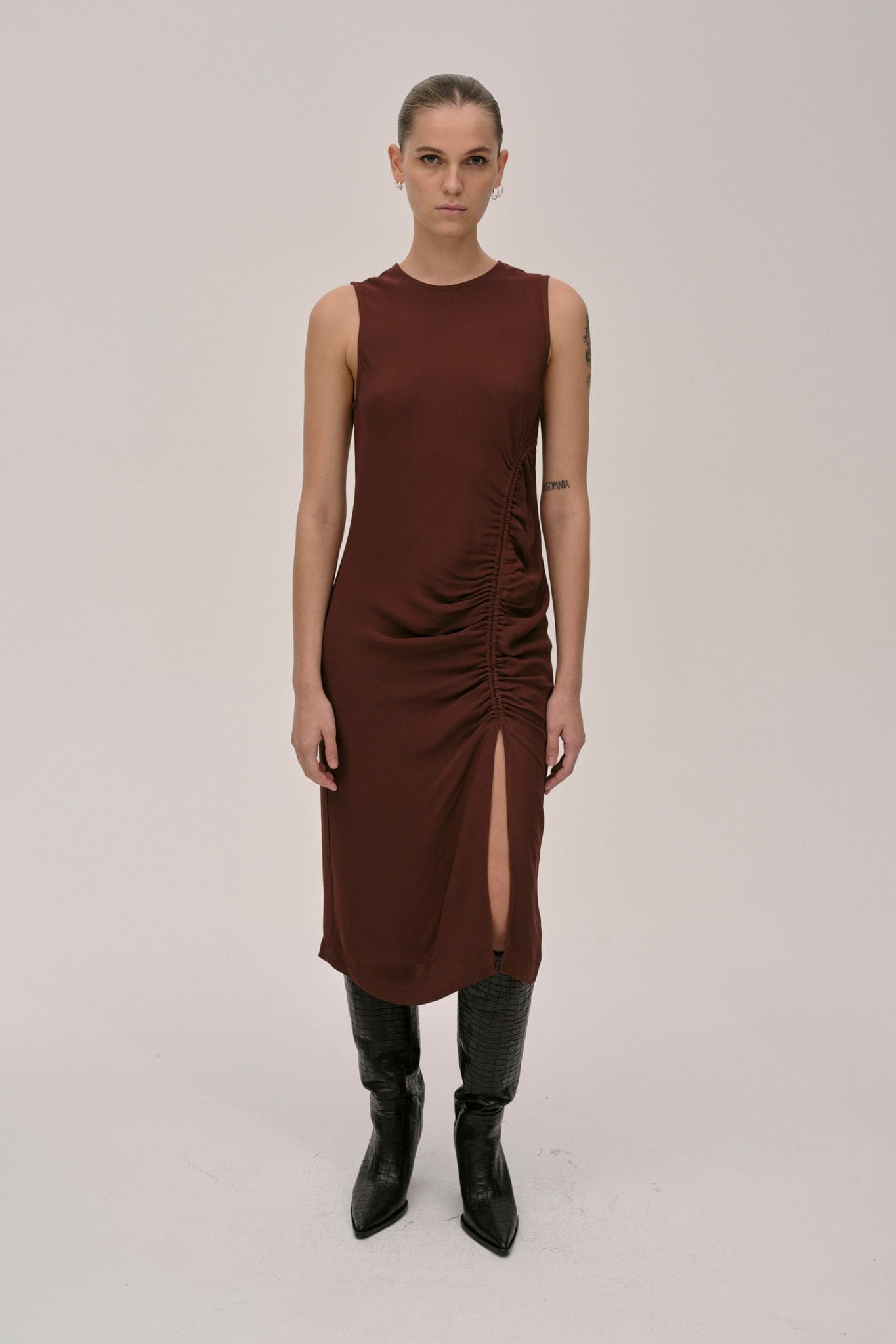 Lou Dress - Oxblood made by HERSKIND