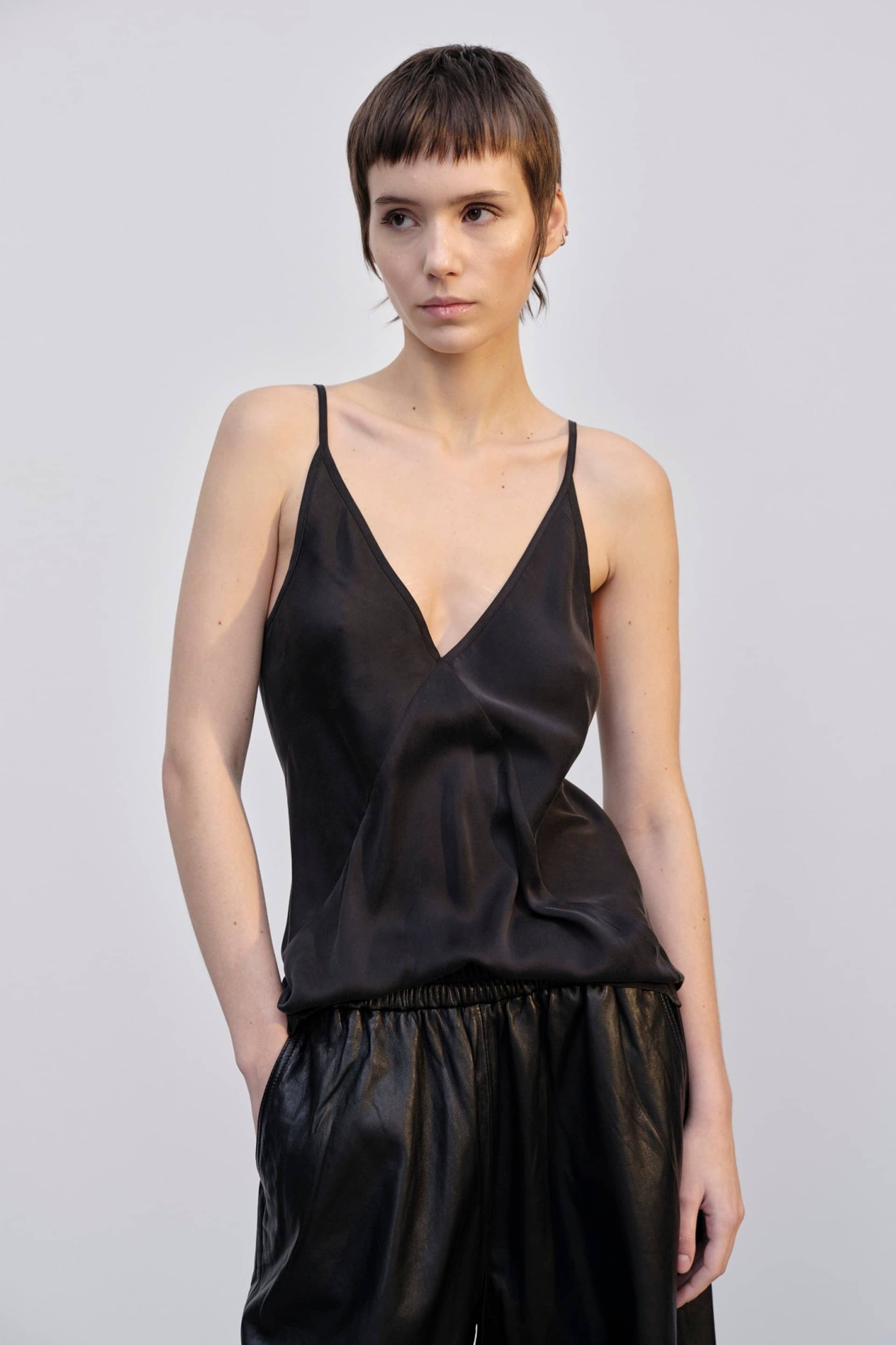 Mille Top - Black made by HERSKIND