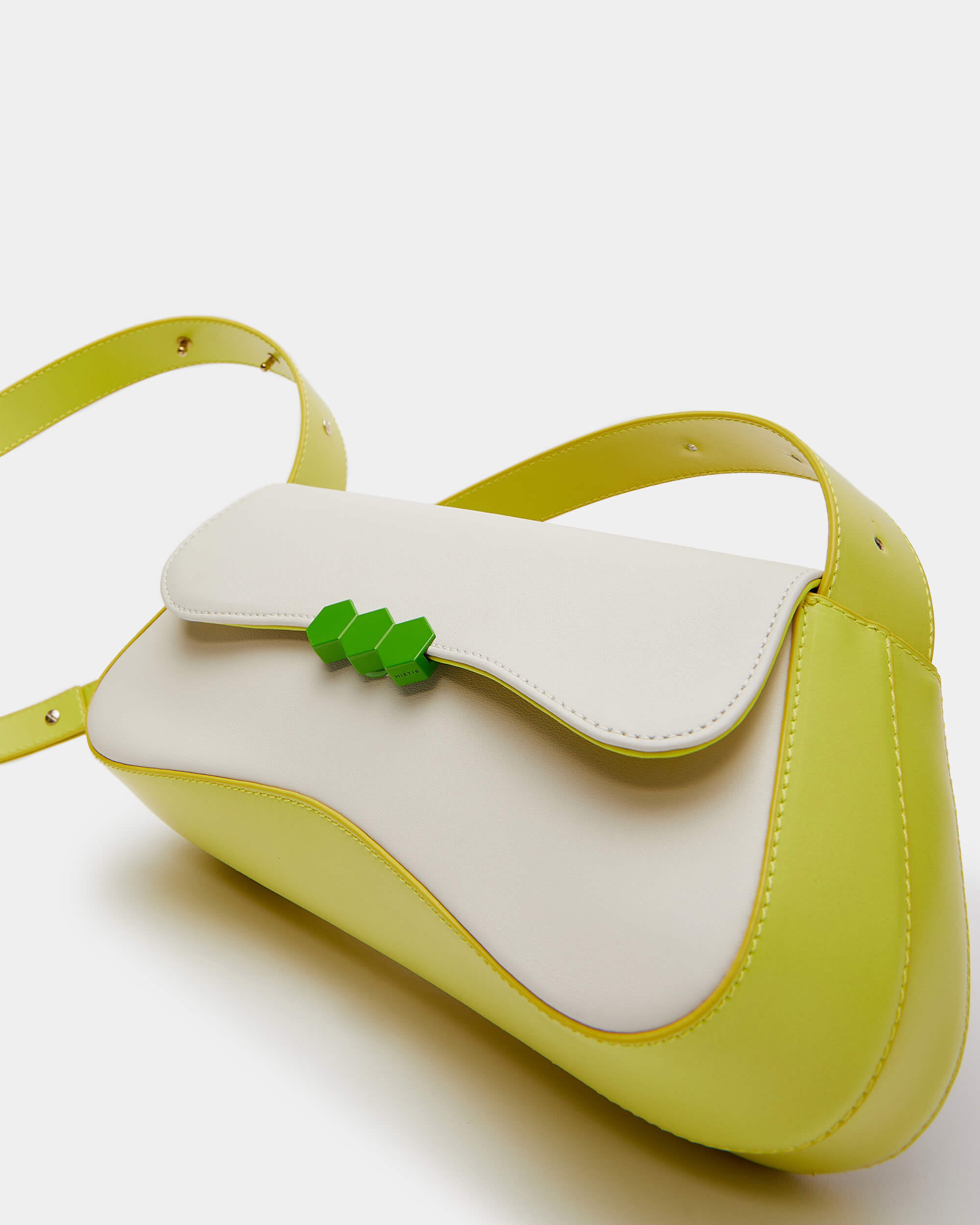 Culita White / Lima in White made by Mietis