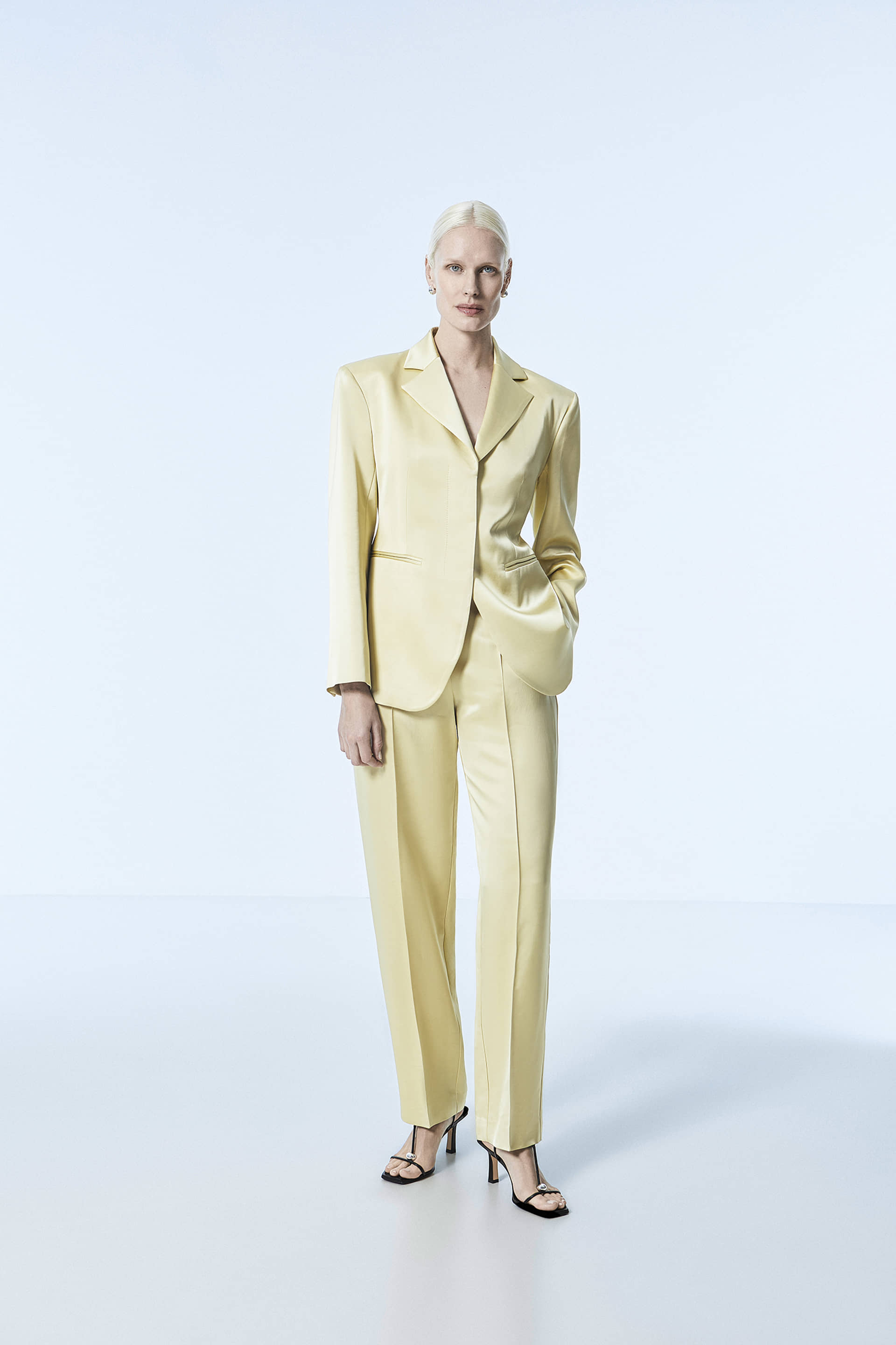 The Strappy Sandal - Black made by ESSEN