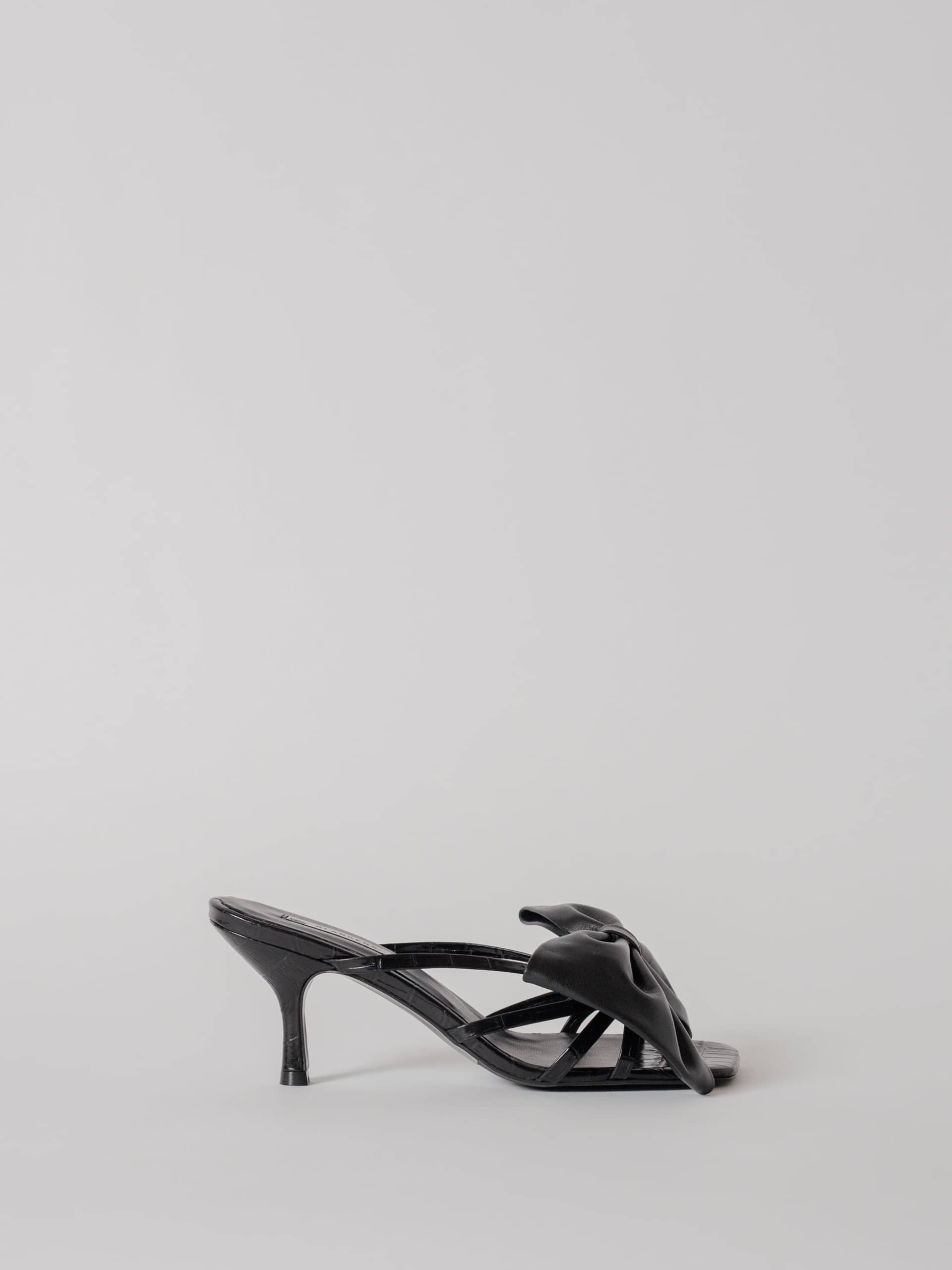 THE JENNIE BLACK made by Blankens