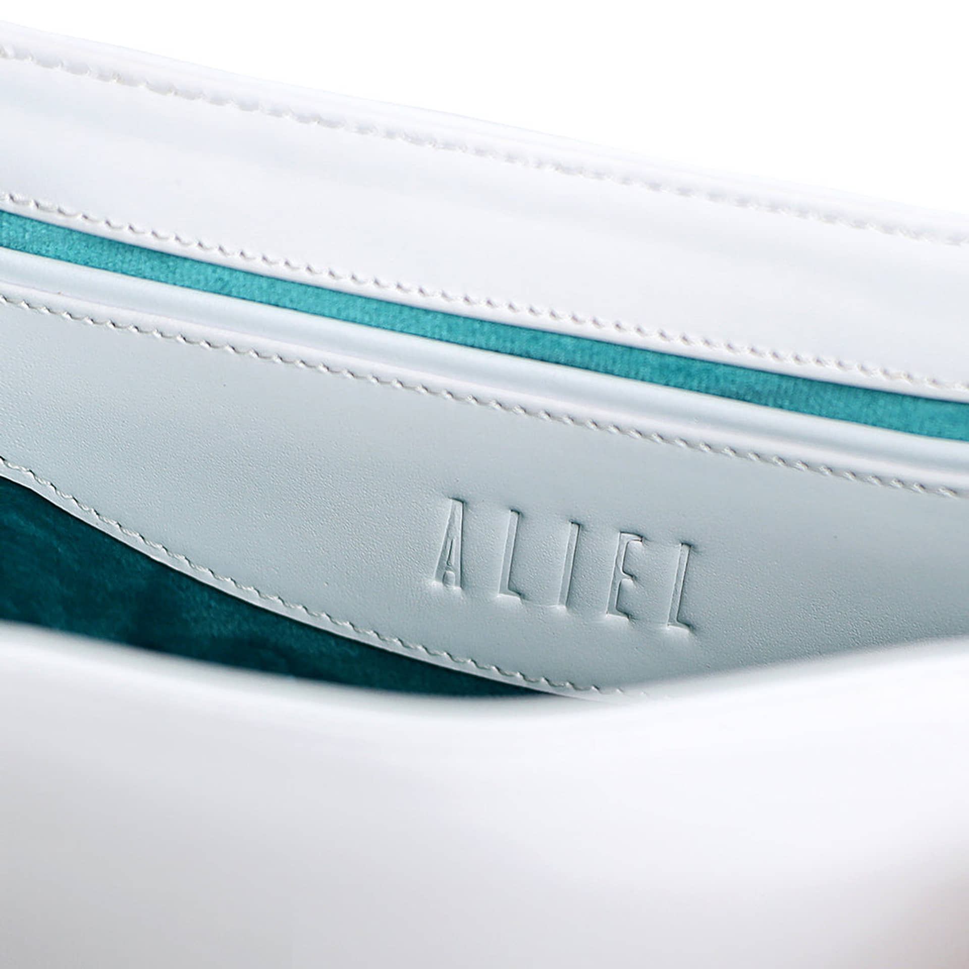 Nadira - White x Zebra - Shoulder Bag made by ALIEL