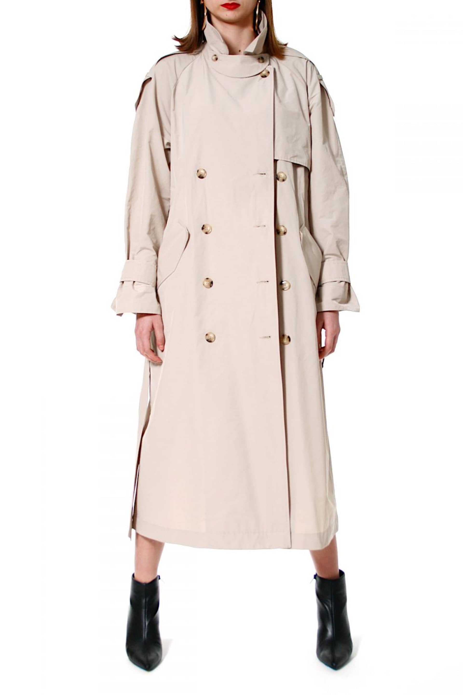 Coat Céline beige in Beige made by HALEWSKI