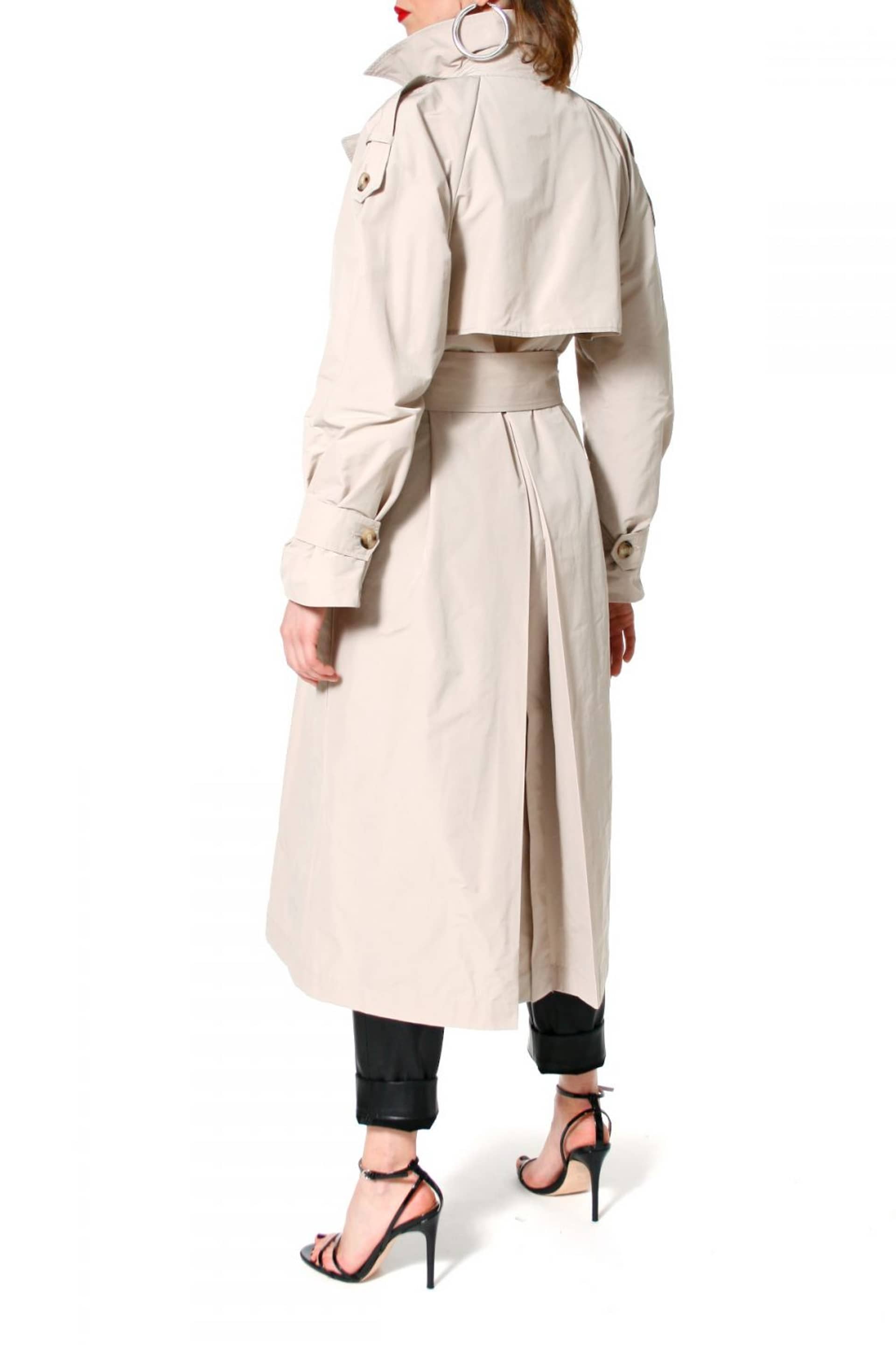 Coat Céline beige in Beige made by HALEWSKI