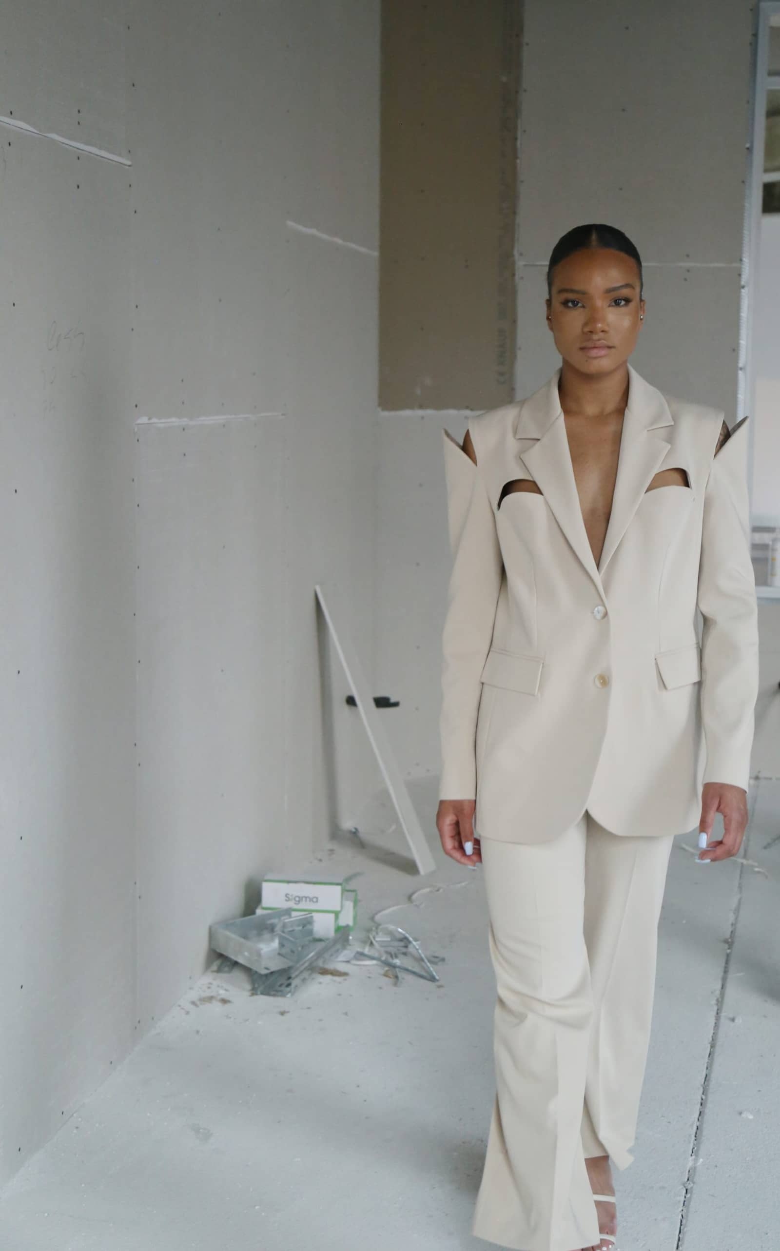 MAKEDA Beige Pants made by MAET