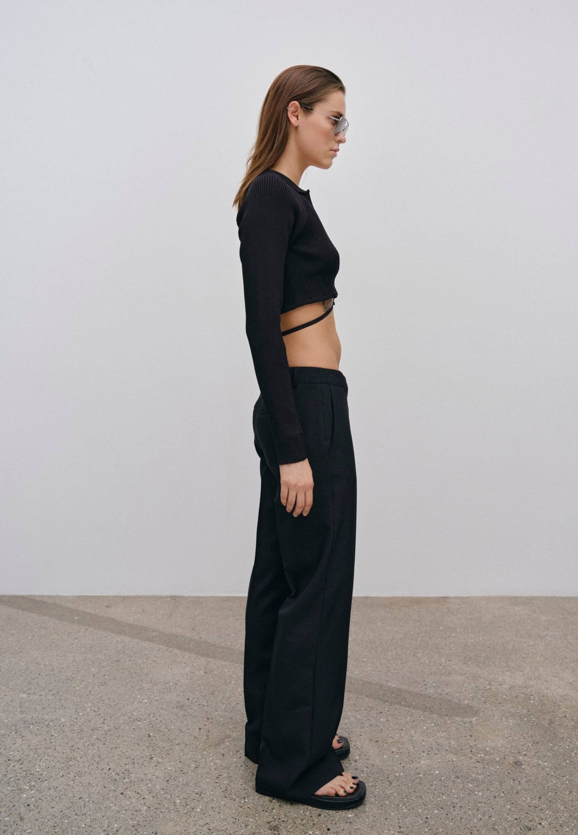 Ivy Blouse - Black made by HERSKIND